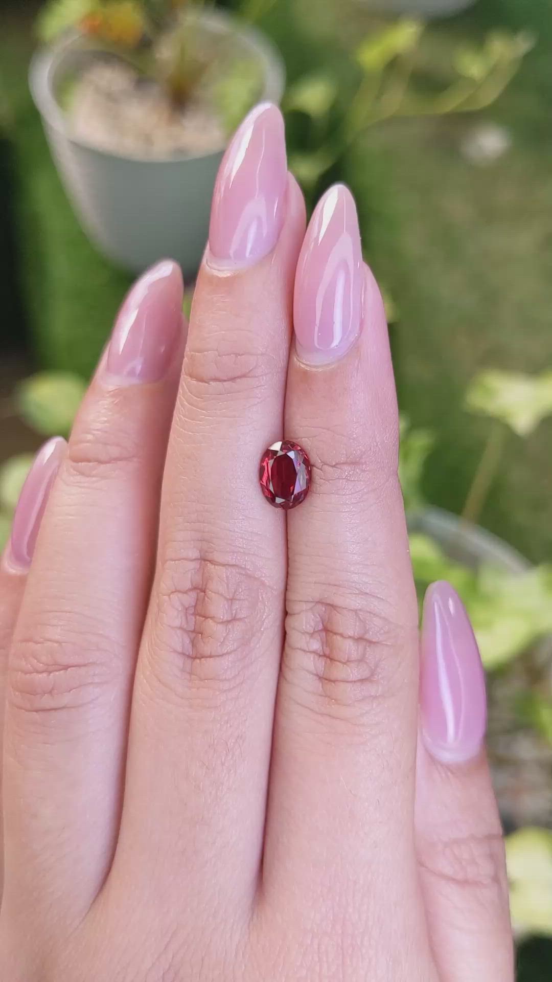 1.42 Ct. Almandine Garnet from Ceylon (Sri Lanka) Size Video