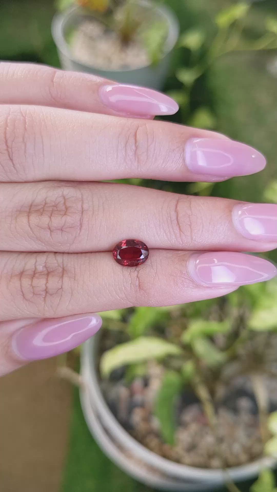 1.42 Ct. Almandine Garnet from Ceylon (Sri Lanka) Size Video