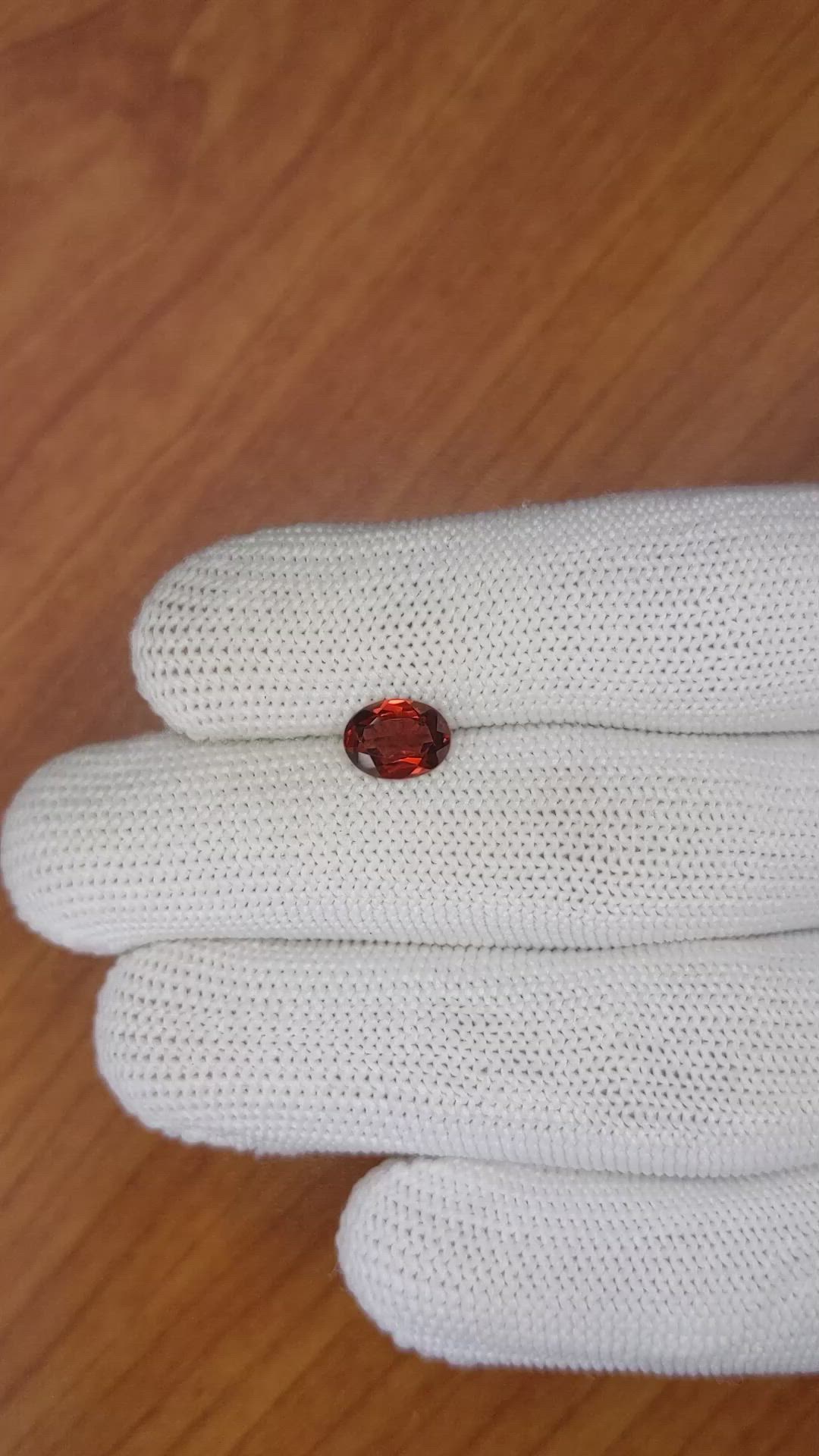 1.42 Ct. Almandine Garnet from Ceylon (Sri Lanka) Size Video