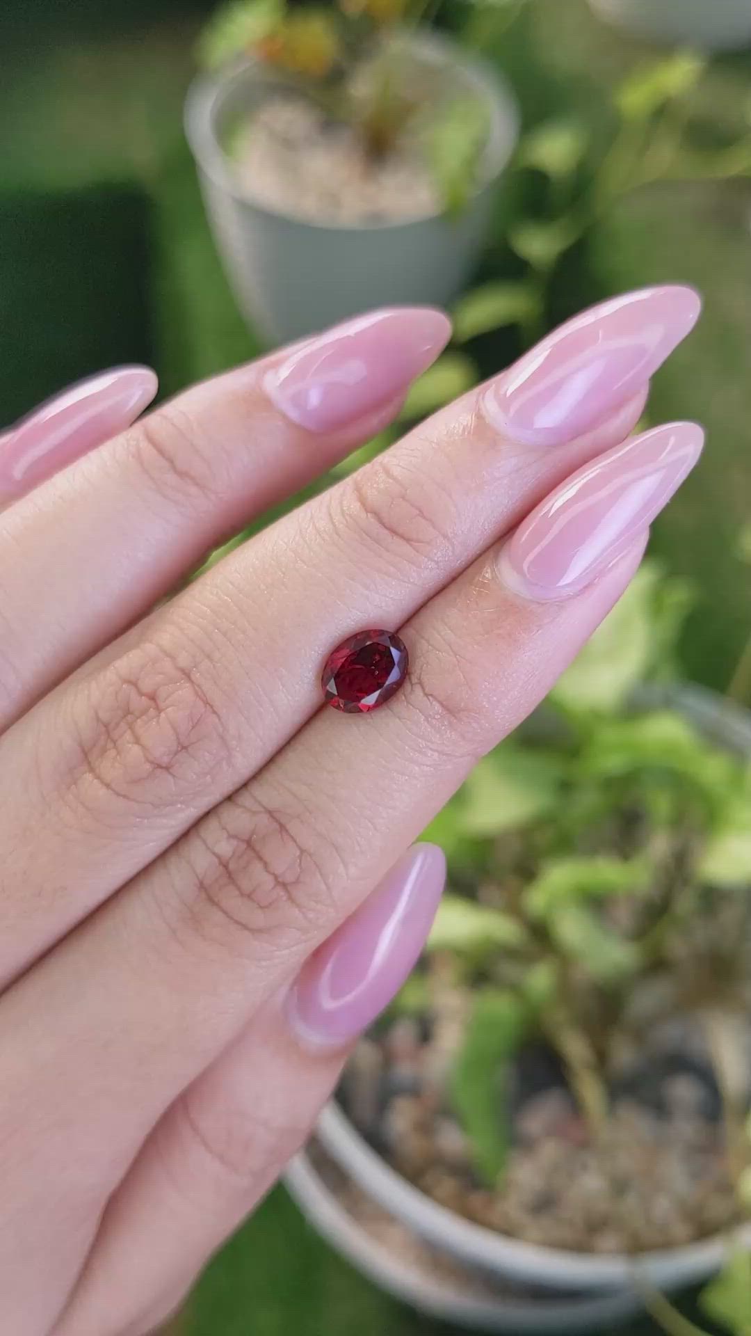 1.64 Ct. Almandine Garnet from Ceylon (Sri Lanka) Size Video
