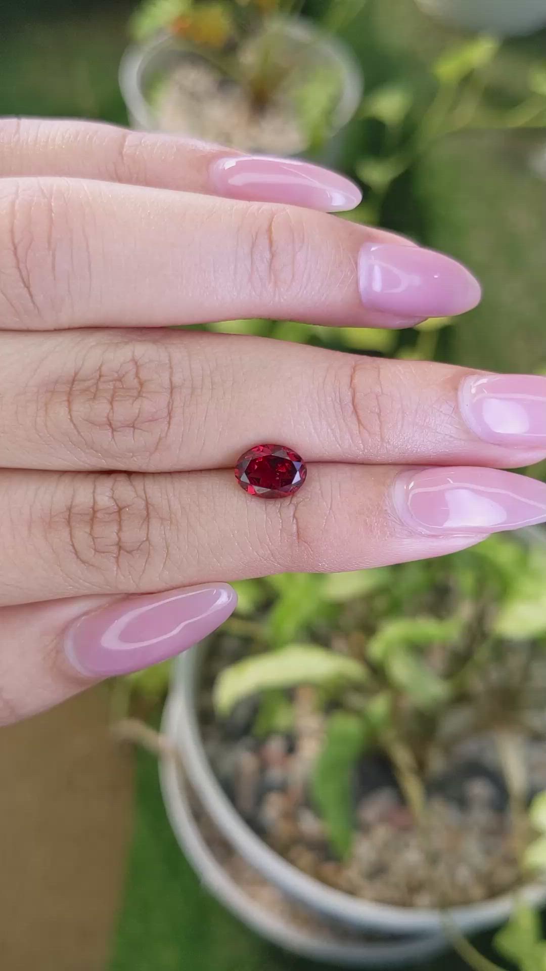 1.64 Ct. Almandine Garnet from Ceylon (Sri Lanka) Size Video