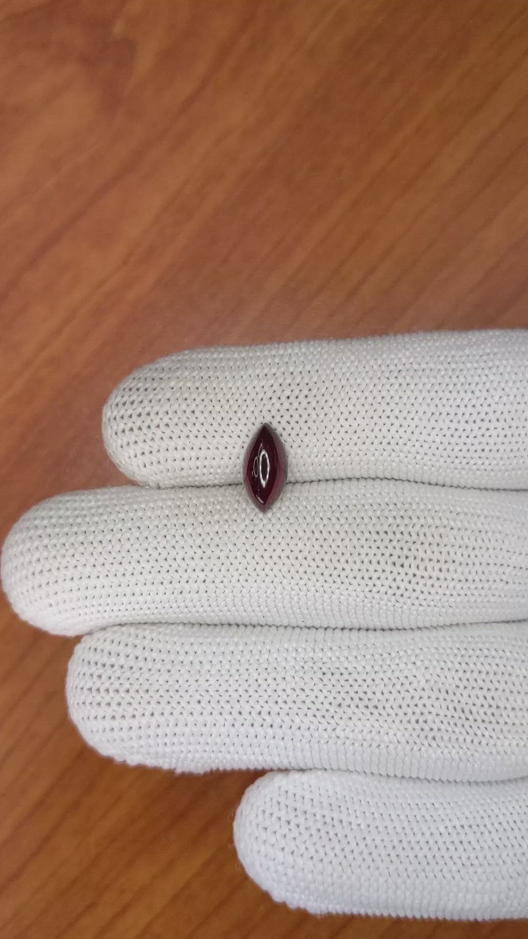 1.64 Ct. Cabochon Garnet from Ceylon (Sri Lanka) Size Video