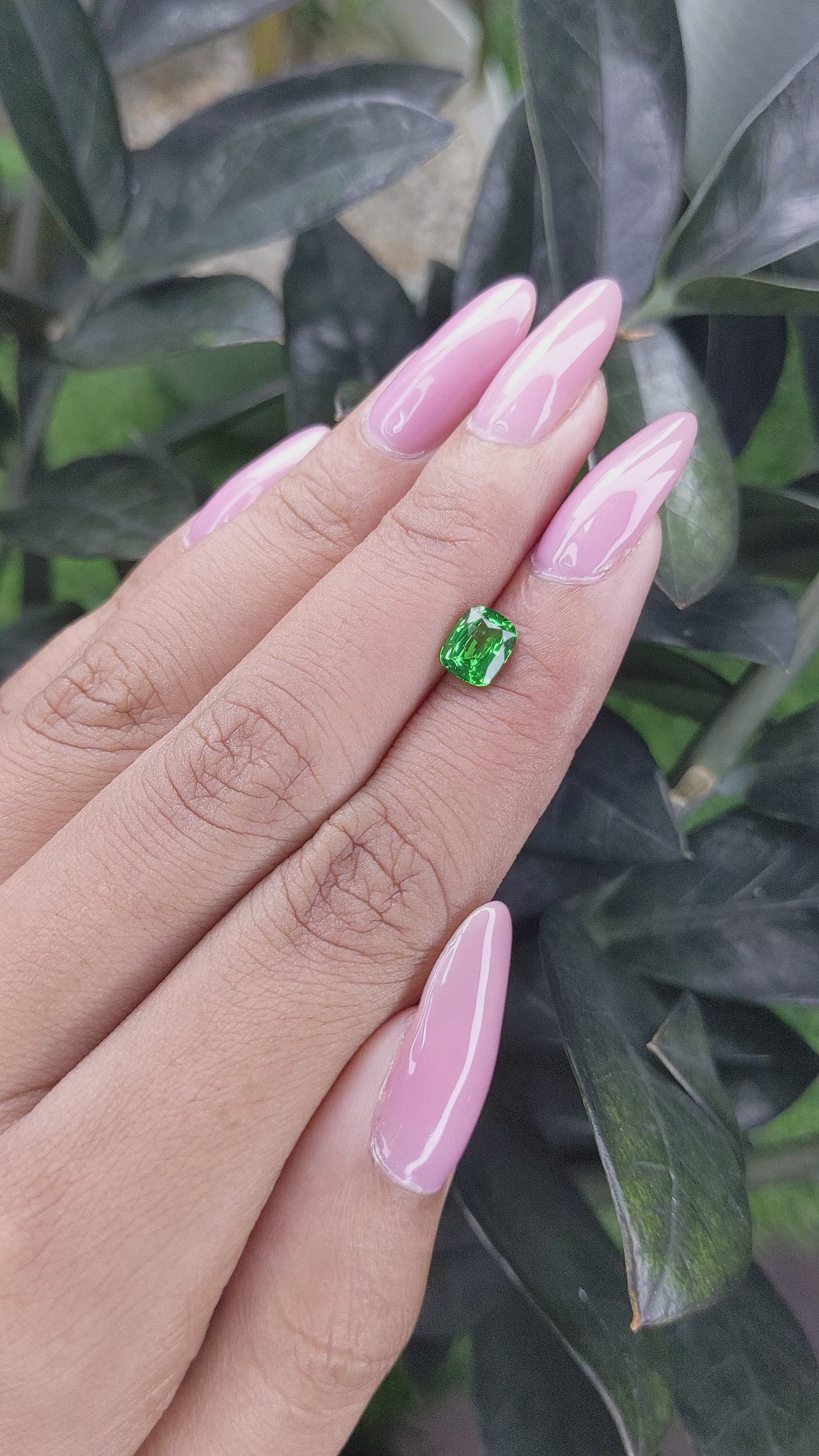 1.09 Ct. Tsavorite Garnet from Tanzania Size Video