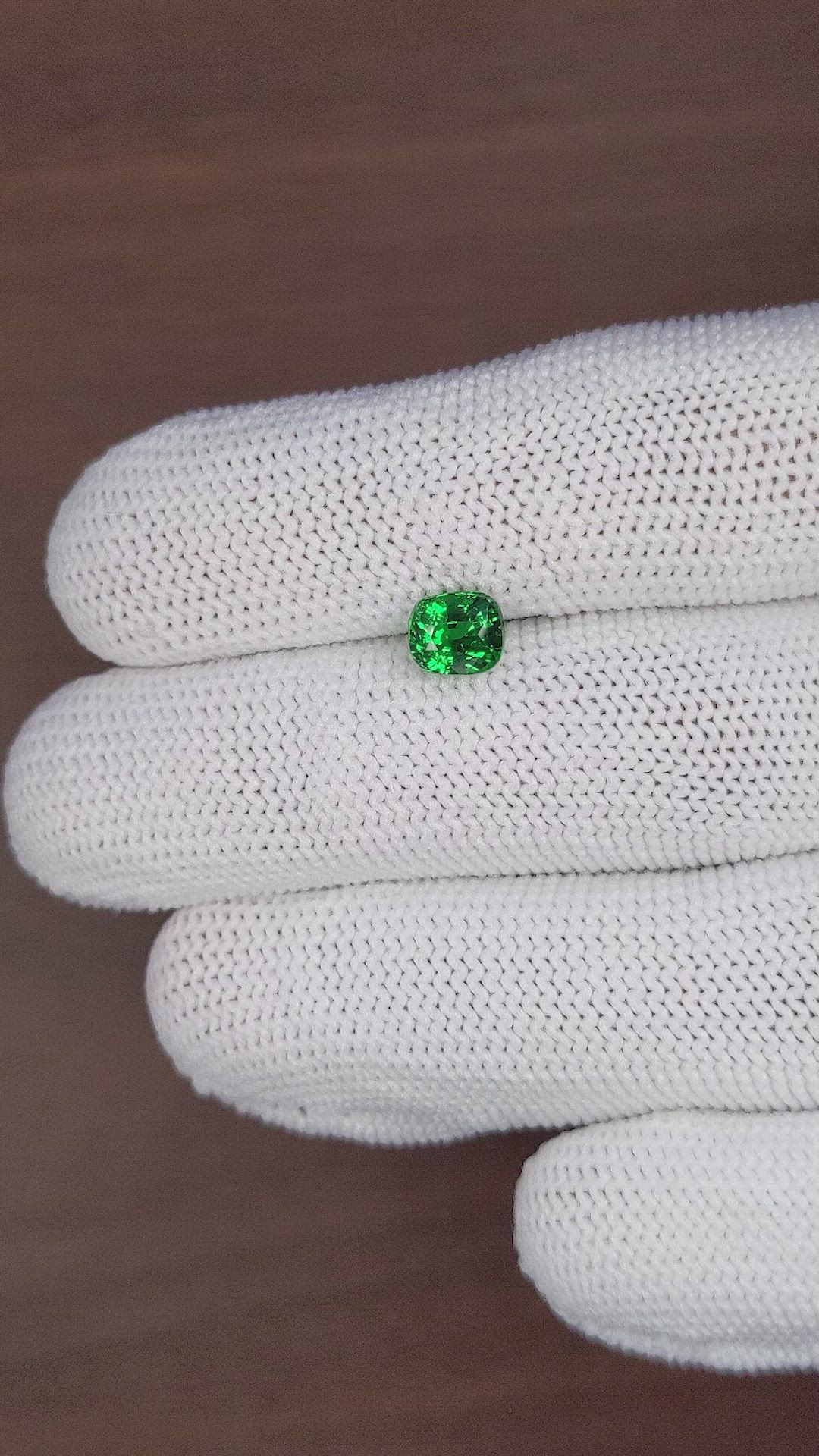 1.52 Ct. Tsavorite Garnet from Tanzania Size Video