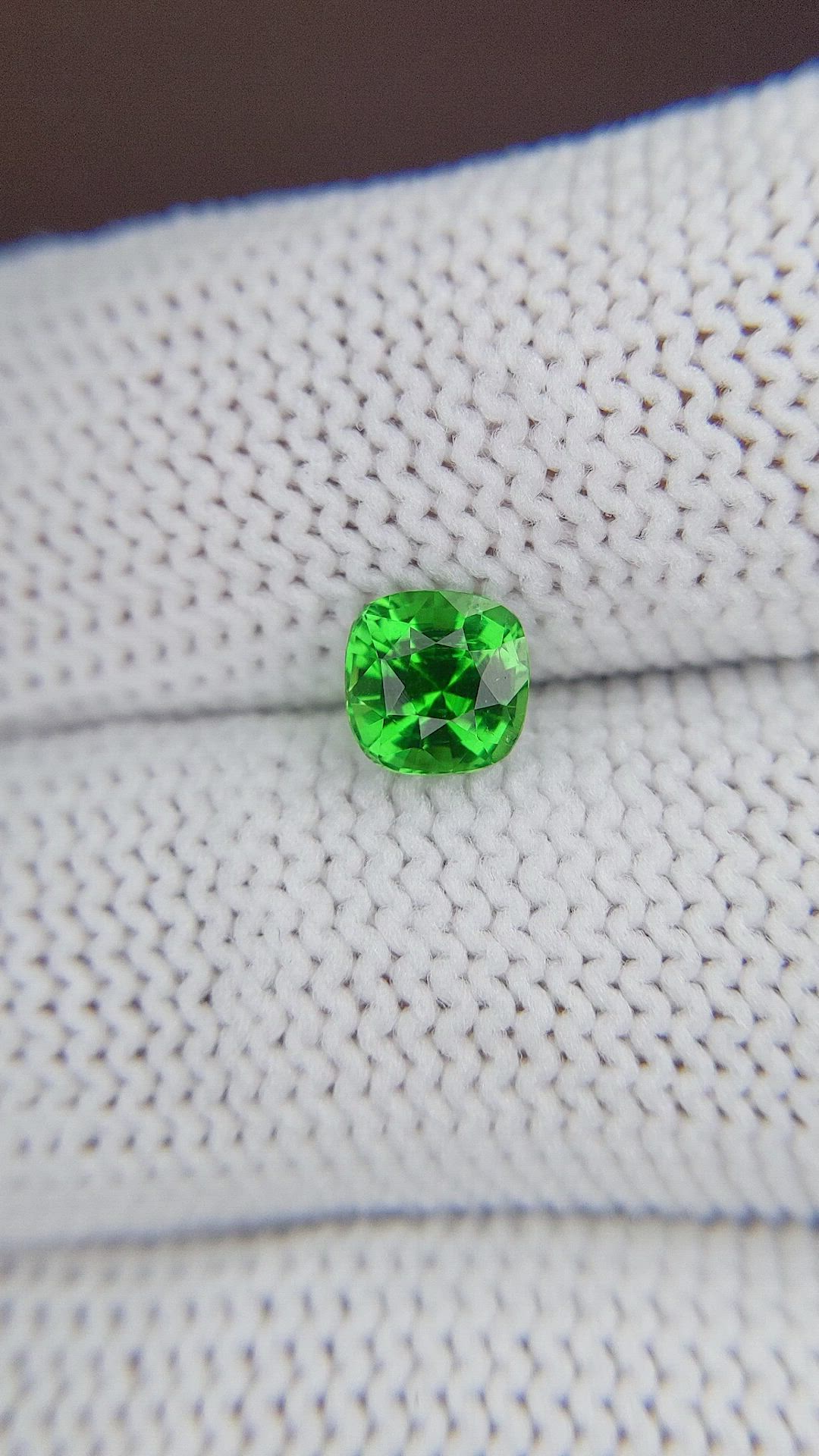 1.04 Ct. Tsavorite Garnet from Tanzania Size Video