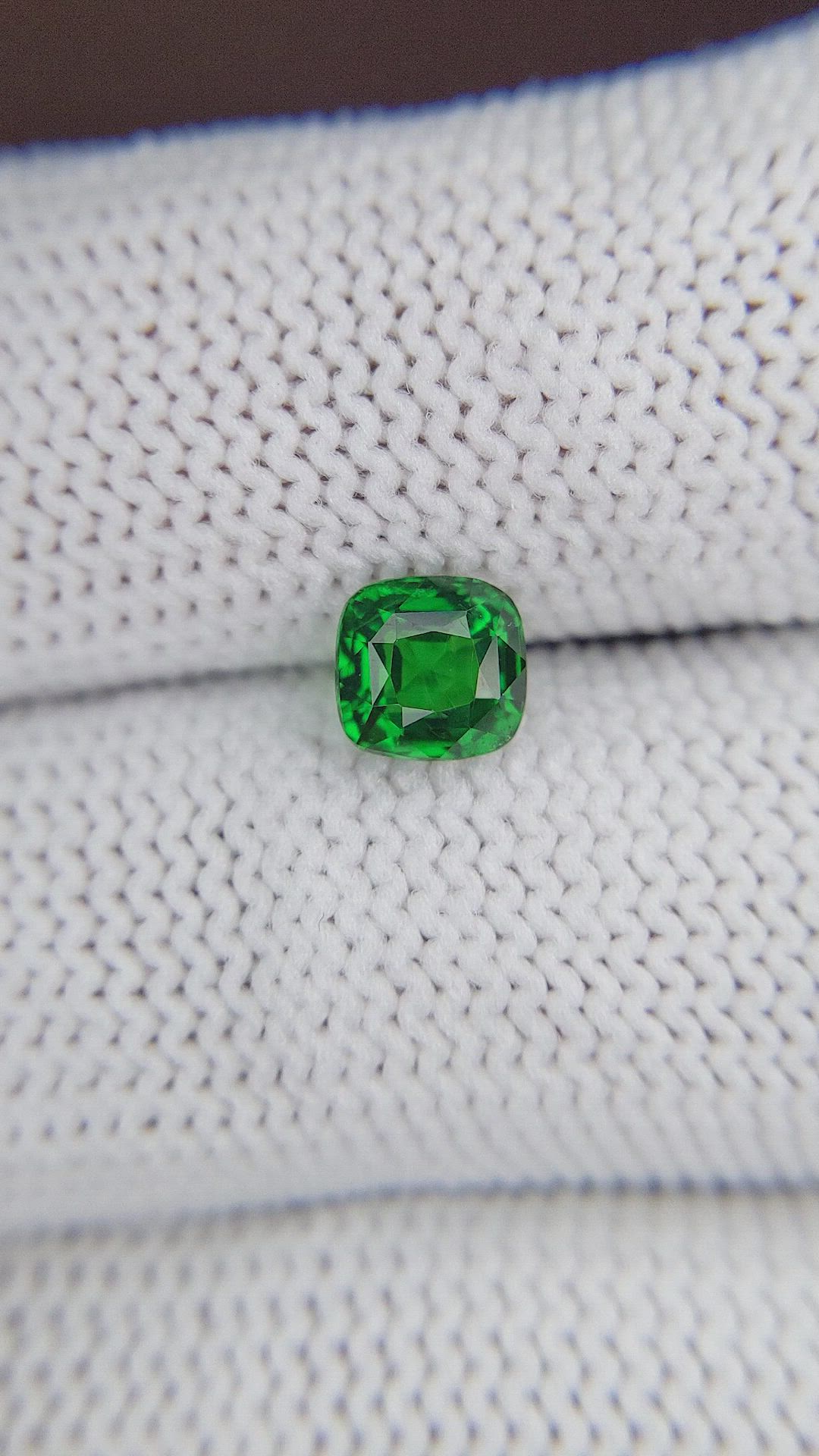 1.22 Ct. Tsavorite Garnet from Tanzania Size Video