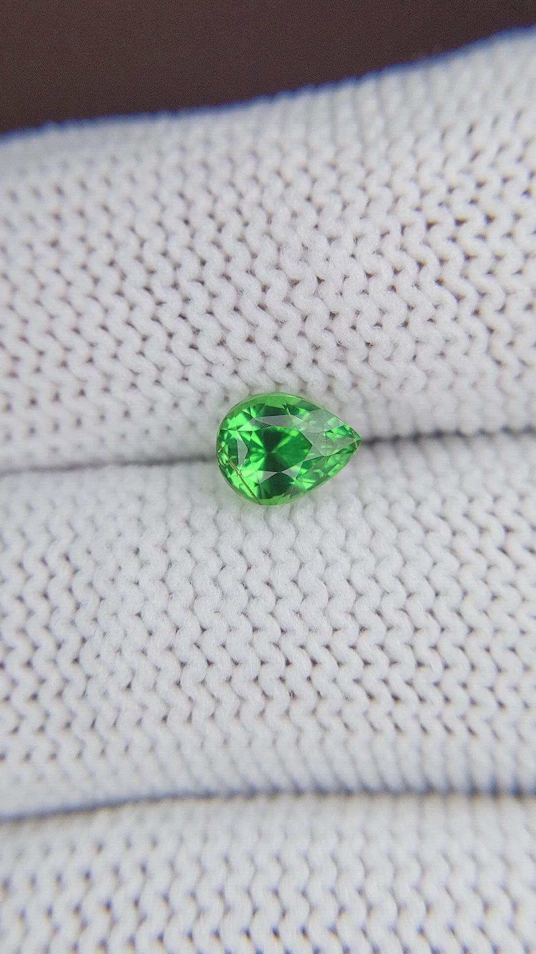 1.06 Ct. Tsavorite Garnet from Tanzania Size Video