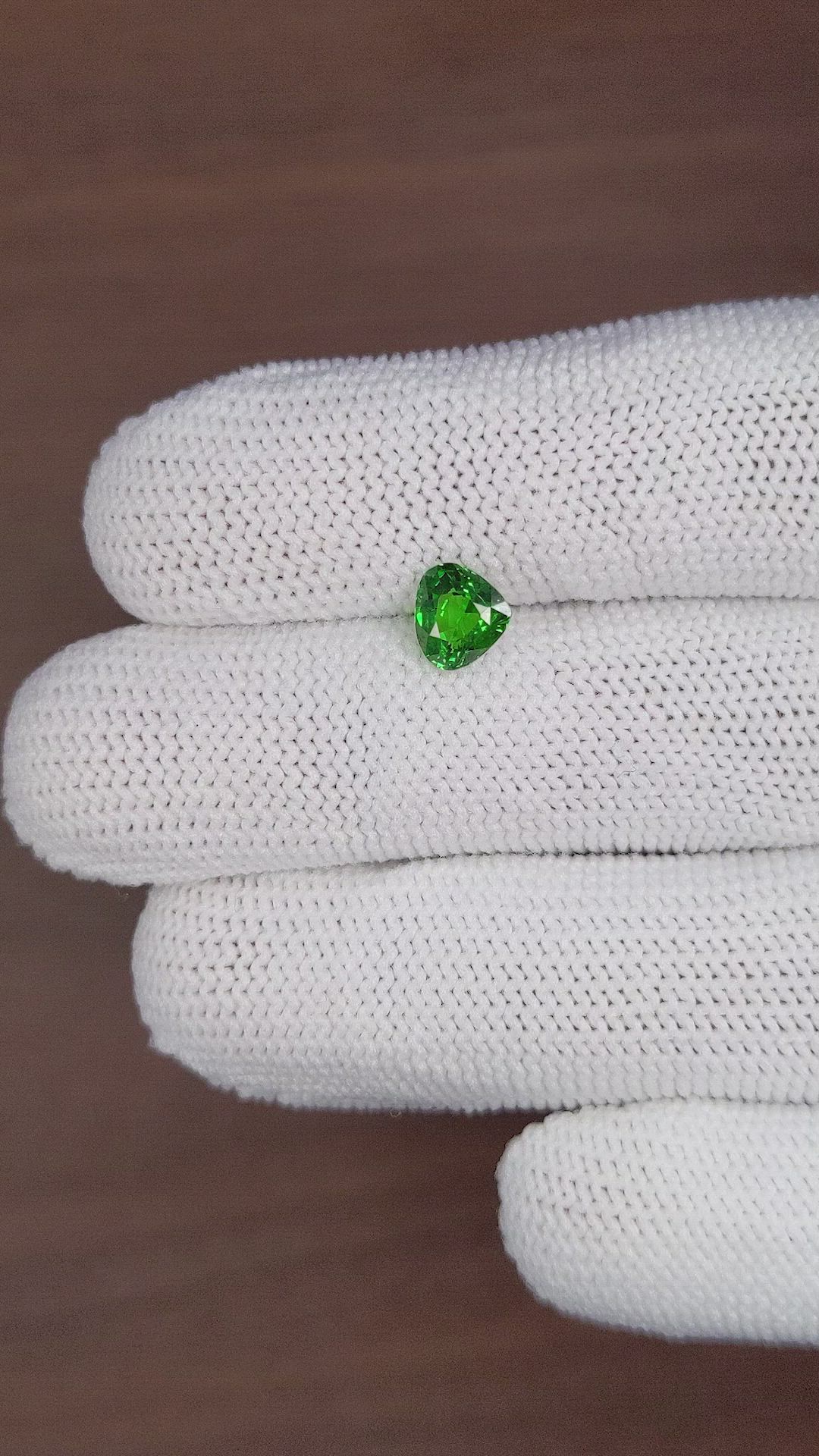 1.20 Ct. Tsavorite Garnet from Tanzania Size Video