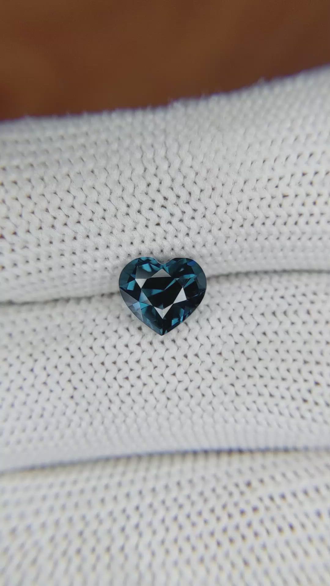 1.79 Ct. Spinel from Ceylon (Sri Lanka) Size Video