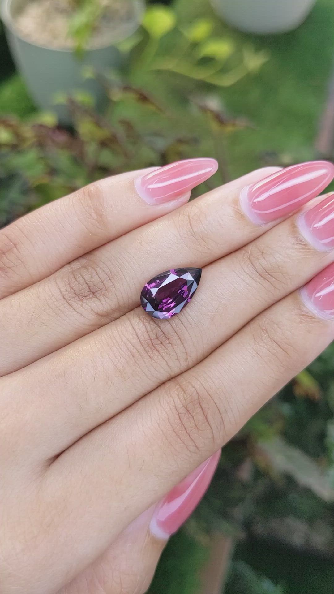 3.85 Ct. Spinel from Ceylon (Sri Lanka) Size Video