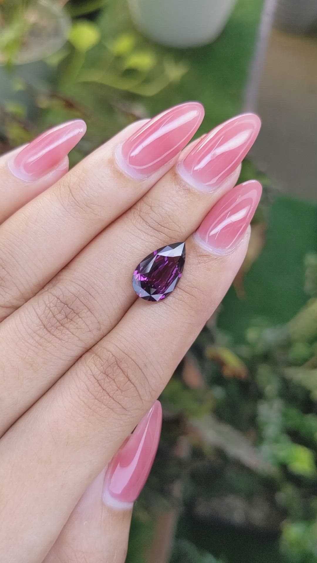 3.85 Ct. Spinel from Ceylon (Sri Lanka) Size Video