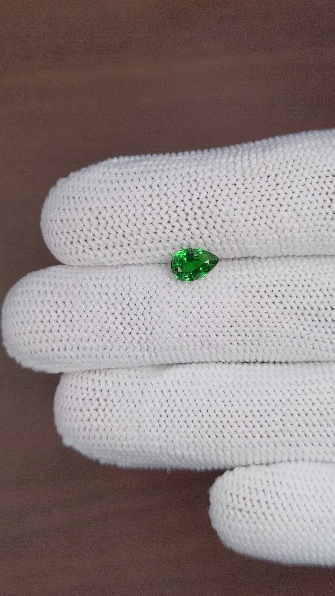 1.09 Ct. Tsavorite Garnet from Tanzania Size Video