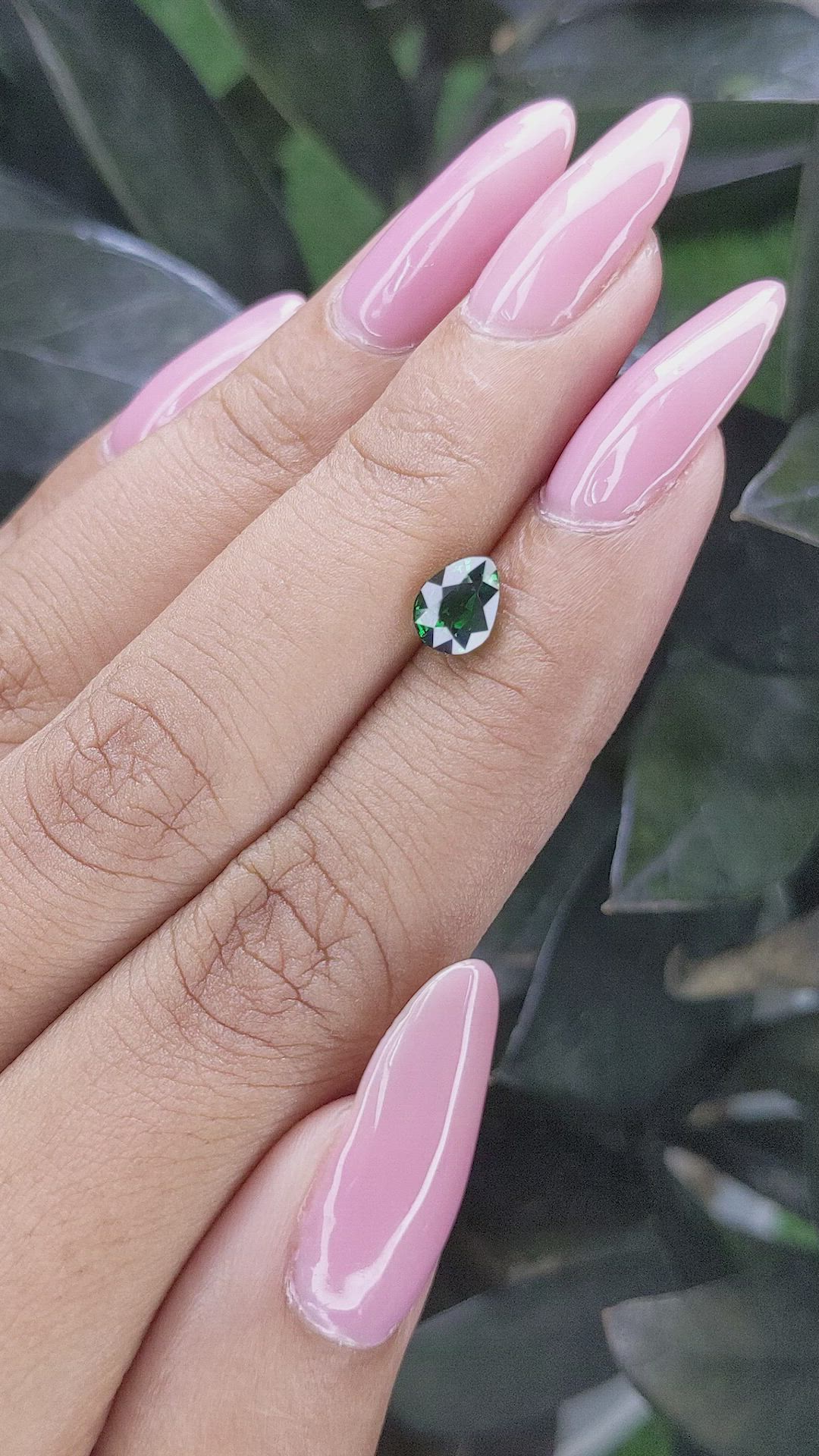 1.00 Ct. Tsavorite Garnet from Tanzania Size Video