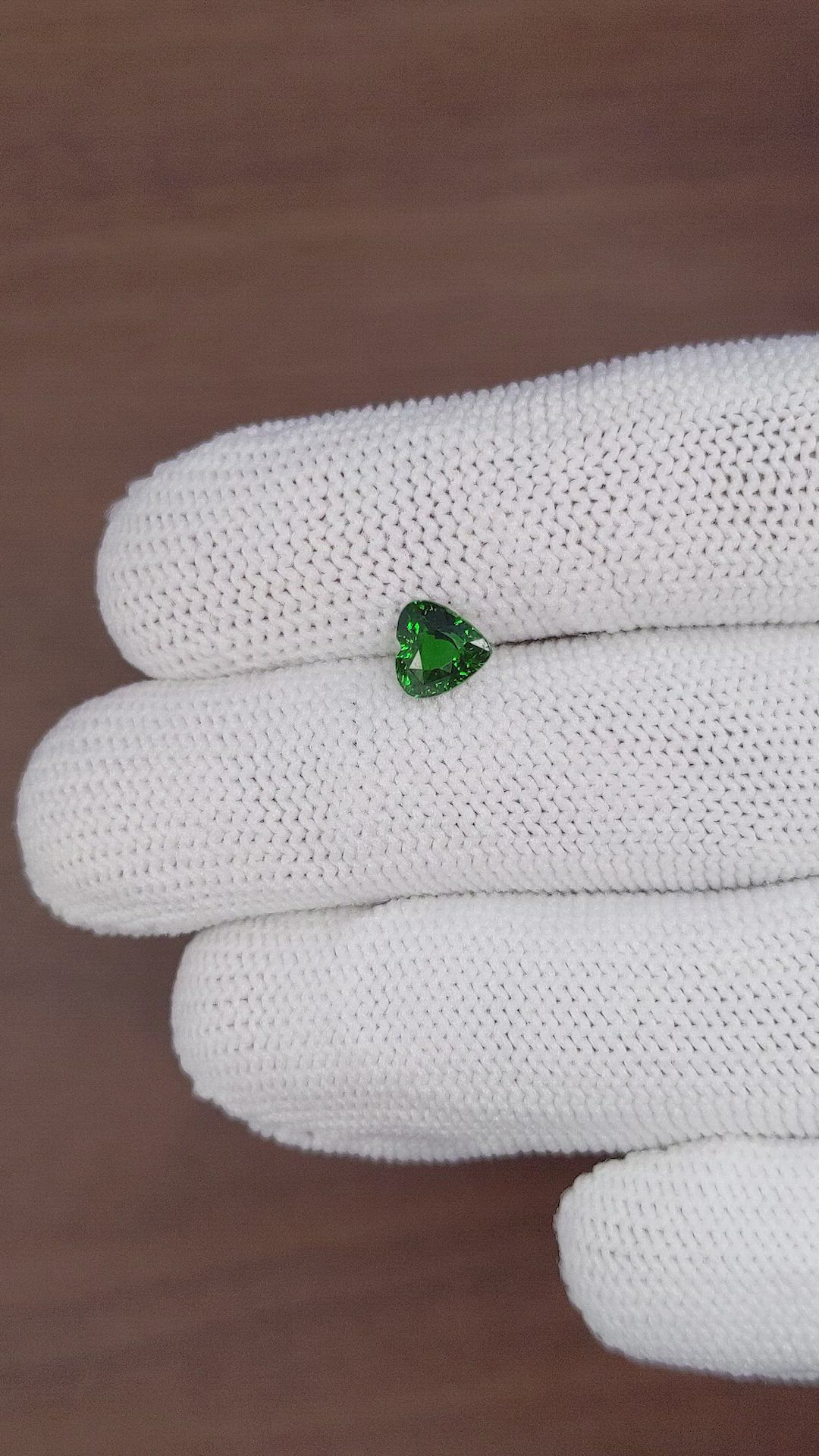 1.12 Ct. Tsavorite Garnet from Tanzania Size Video