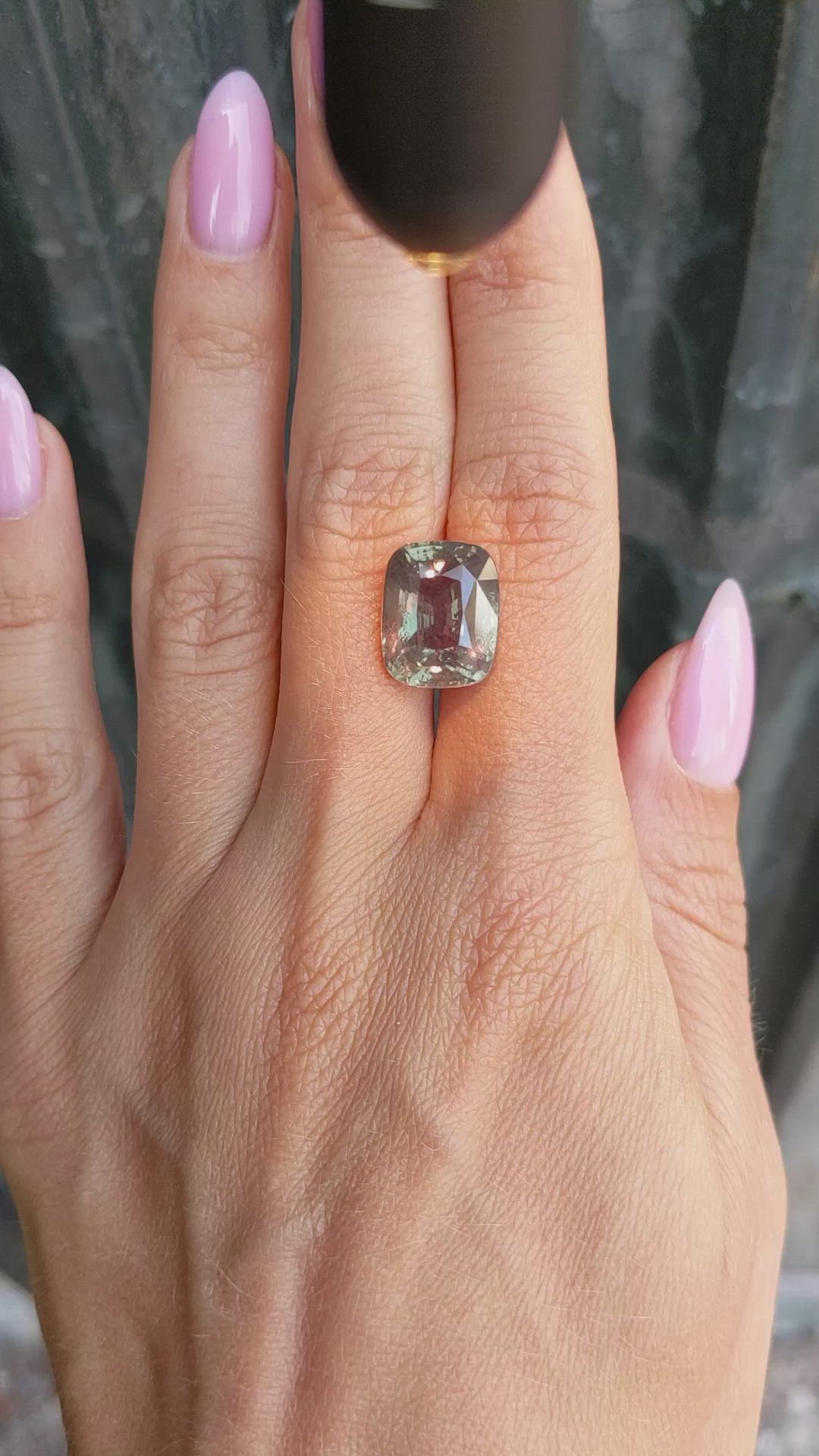 10.09 Ct. Alexandrite from Russia Size Video