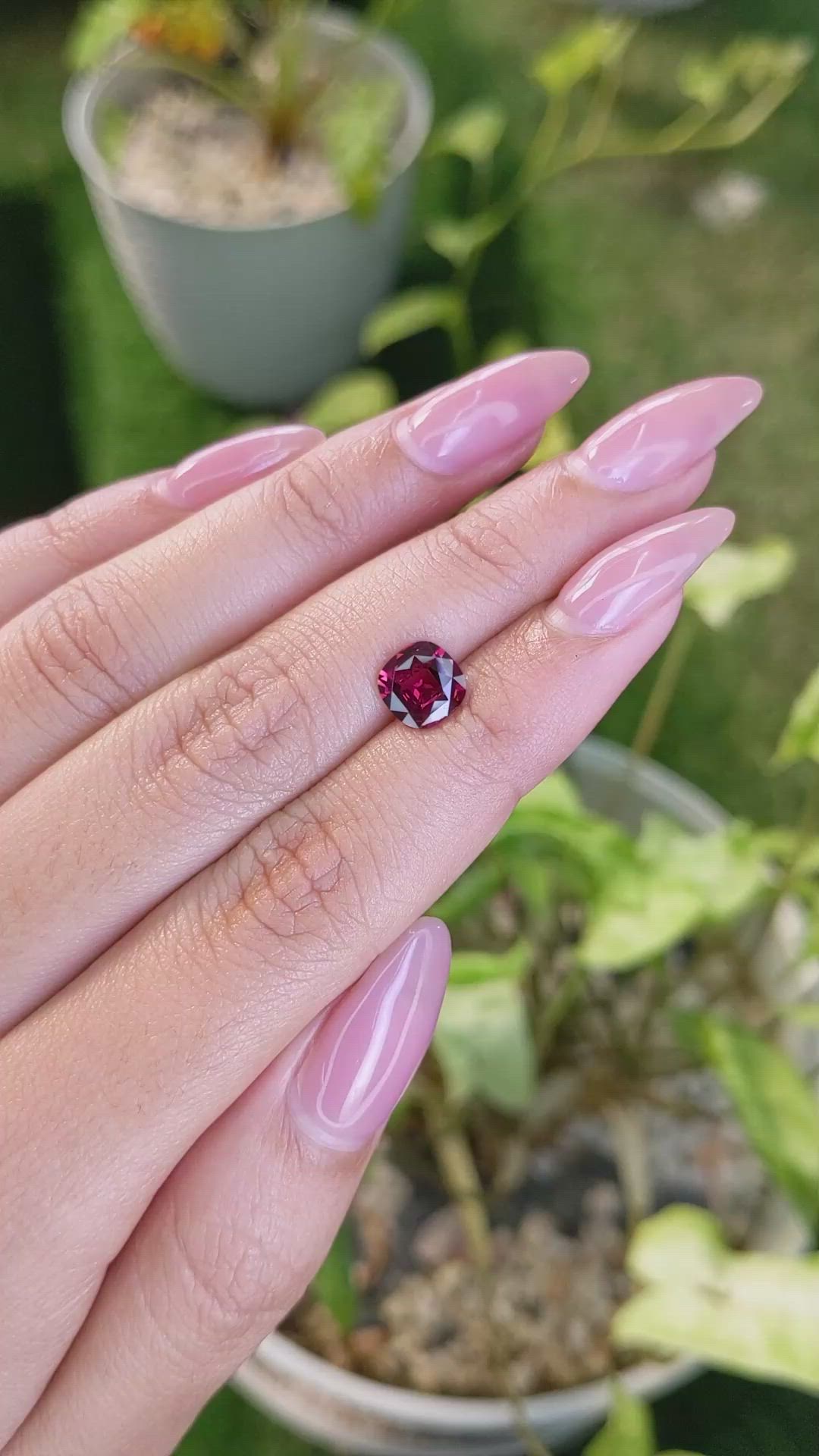 1.72 Ct. Rhodolite Garnet from Ceylon (Sri Lanka) Size Video