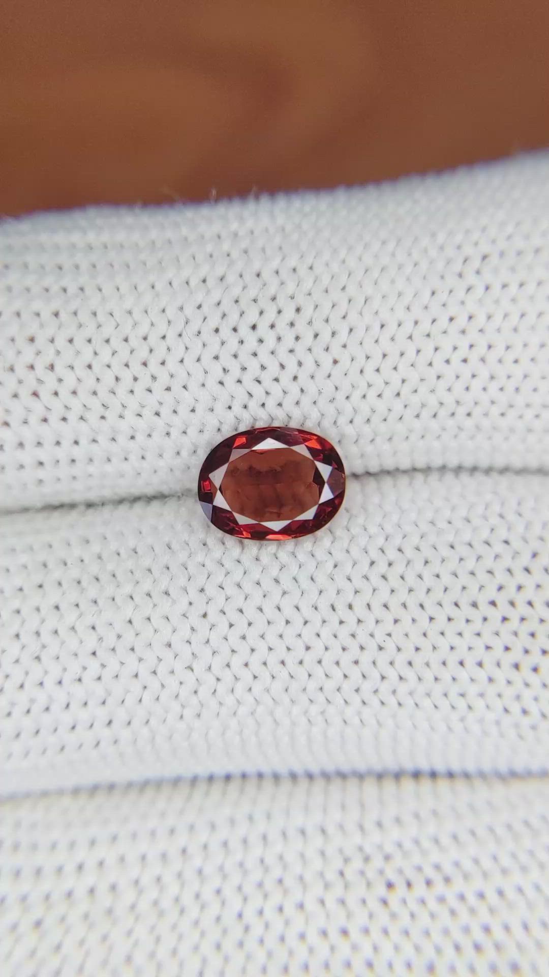 1.71 Ct. Almandine Garnet from Ceylon (Sri Lanka) Size Video
