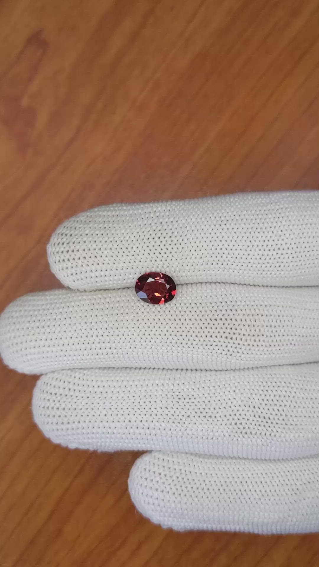 1.18 Ct. Almandine Garnet from Ceylon (Sri Lanka) Size Video