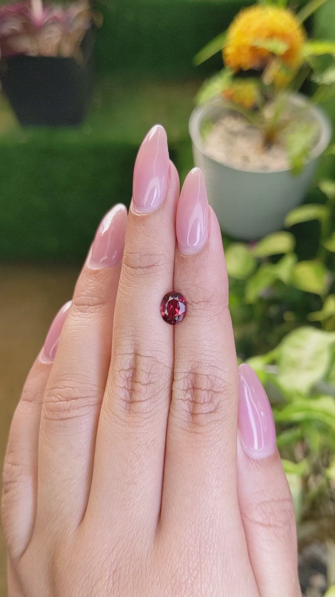 1.21 Ct. Almandine Garnet from Ceylon (Sri Lanka) Size Video