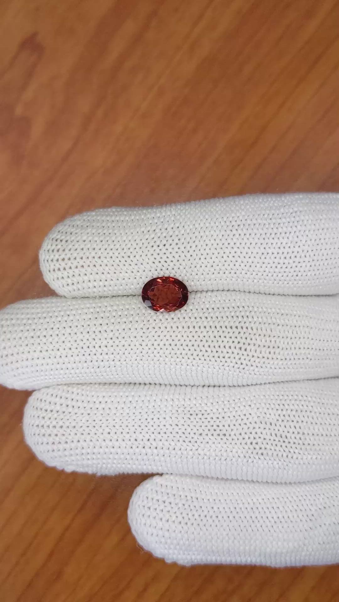 1.72 Ct. Almandine Garnet from Ceylon (Sri Lanka) Size Video