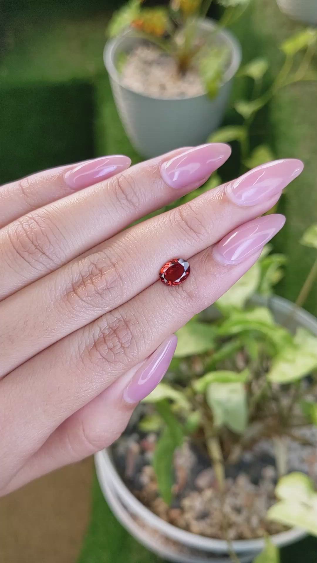 1.72 Ct. Almandine Garnet from Ceylon (Sri Lanka) Size Video