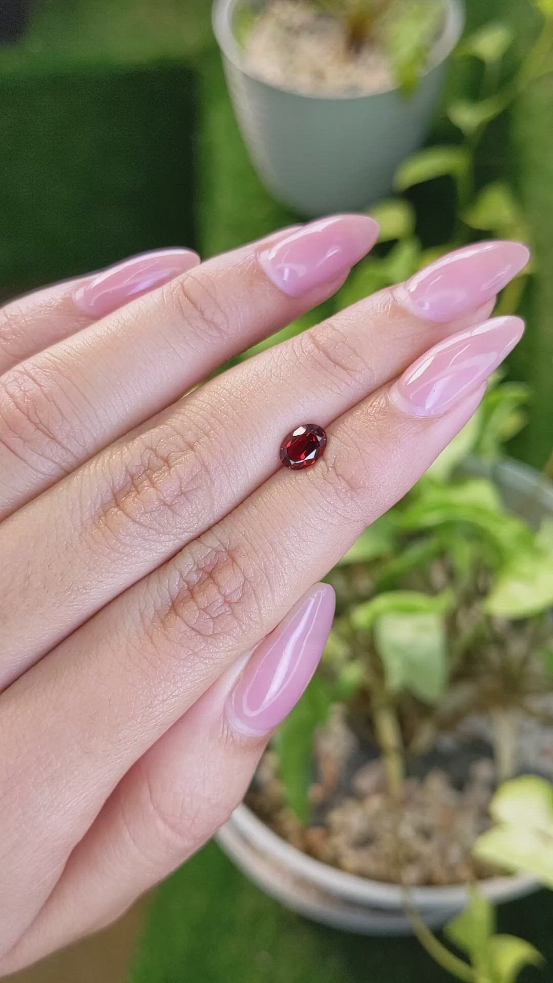 1.03 Ct. Almandine Garnet from Ceylon (Sri Lanka) Size Video