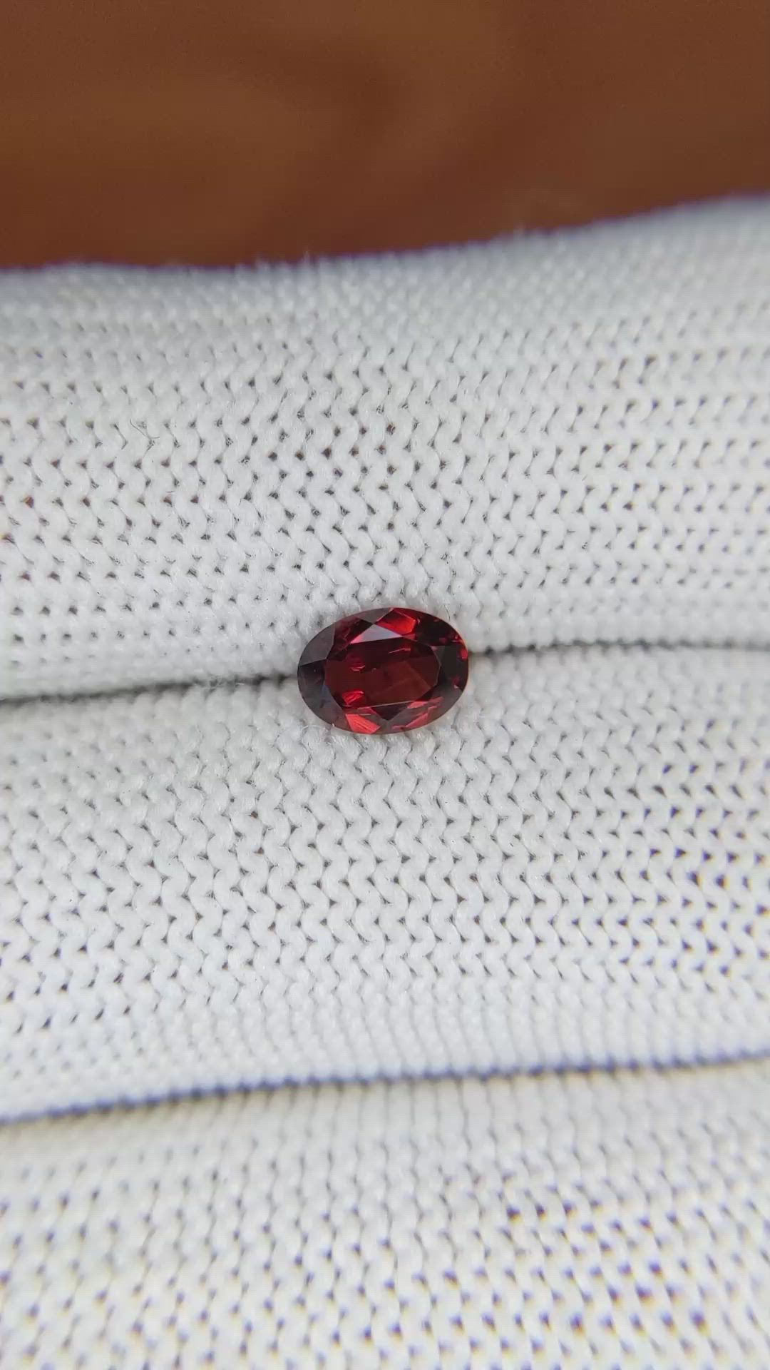1.03 Ct. Almandine Garnet from Ceylon (Sri Lanka) Size Video