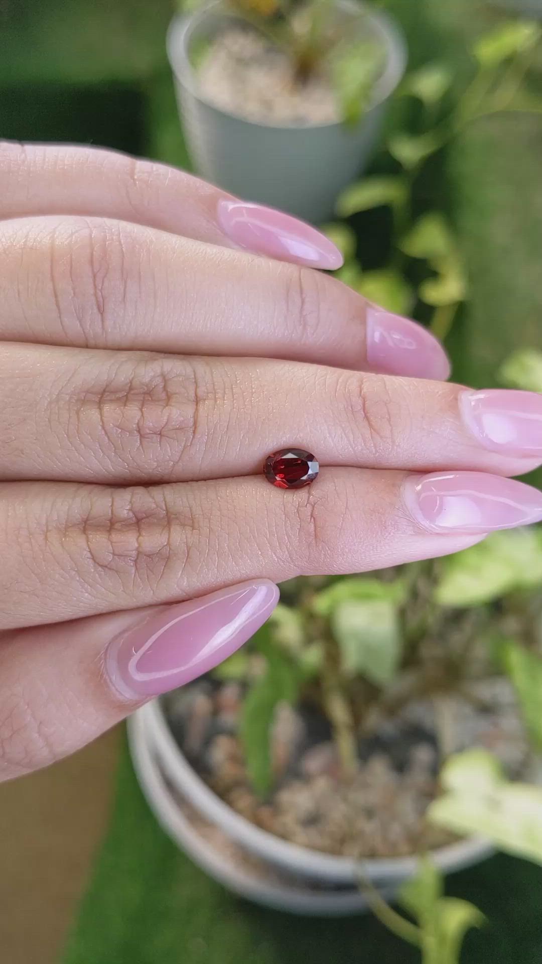 1.03 Ct. Almandine Garnet from Ceylon (Sri Lanka) Size Video