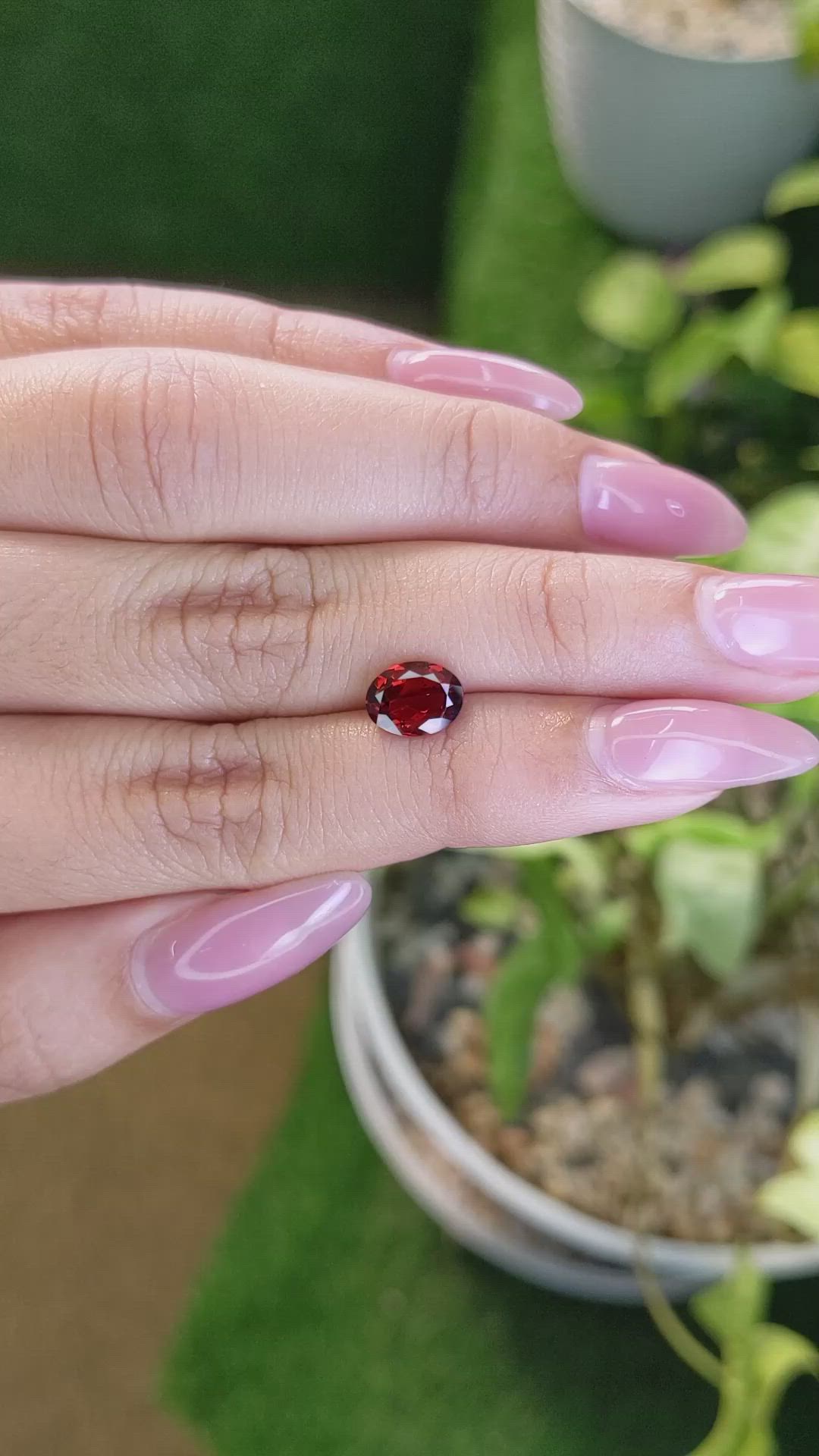 1.82 Ct. Almandine Garnet from Ceylon (Sri Lanka) Size Video
