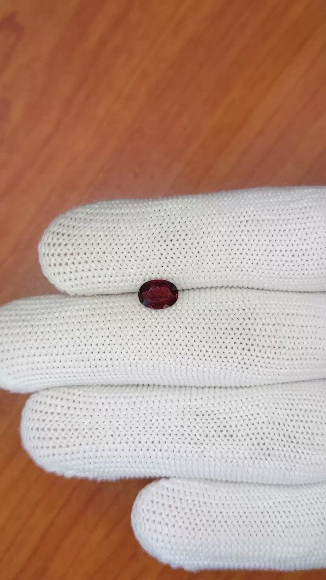 1.01 Ct. Almandine Garnet from Ceylon (Sri Lanka) Size Video