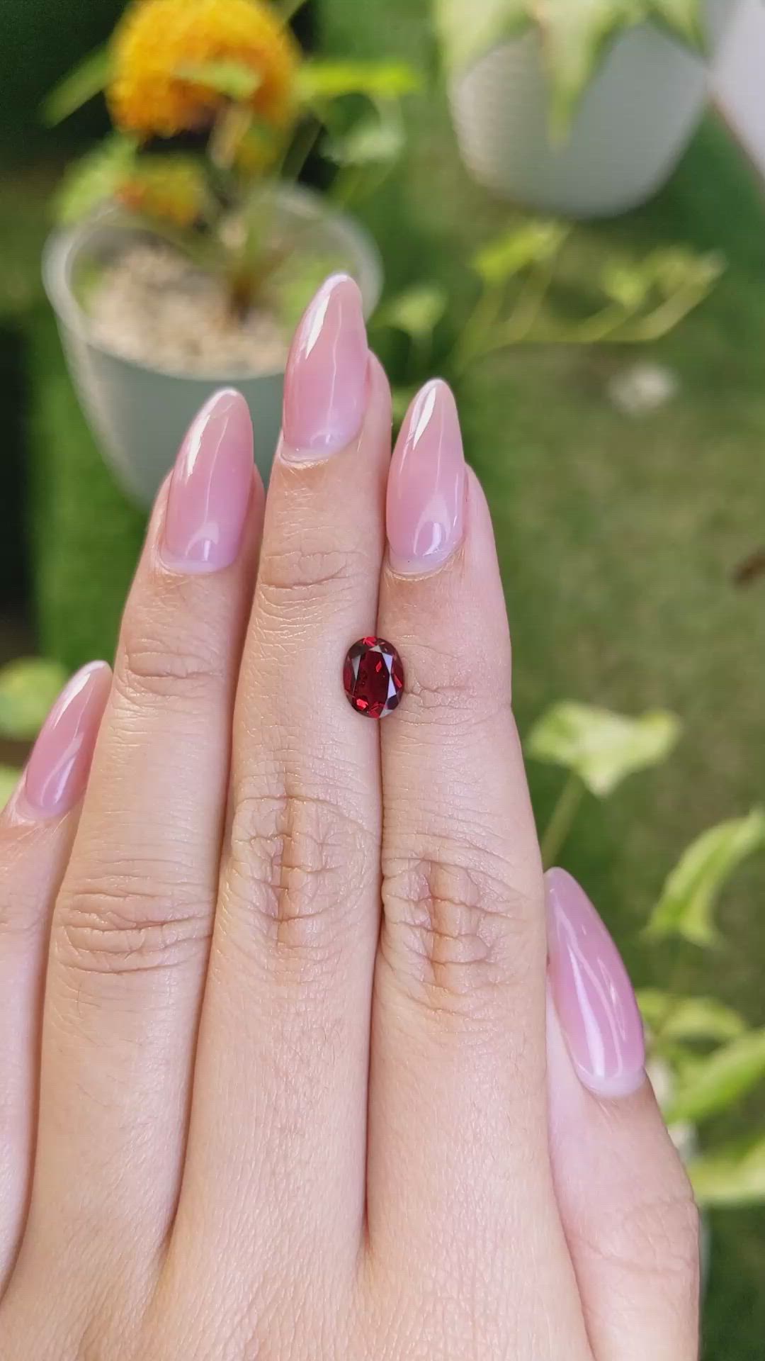 1.23 Ct. Almandine Garnet from Ceylon (Sri Lanka) Size Video