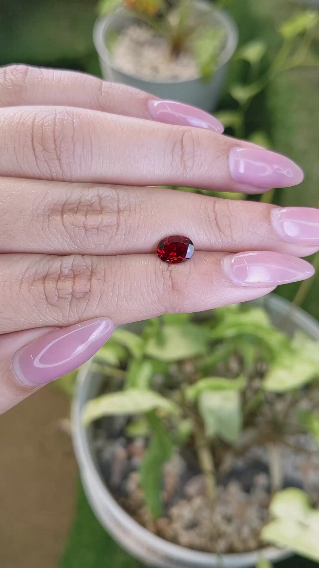 1.23 Ct. Almandine Garnet from Ceylon (Sri Lanka) Size Video