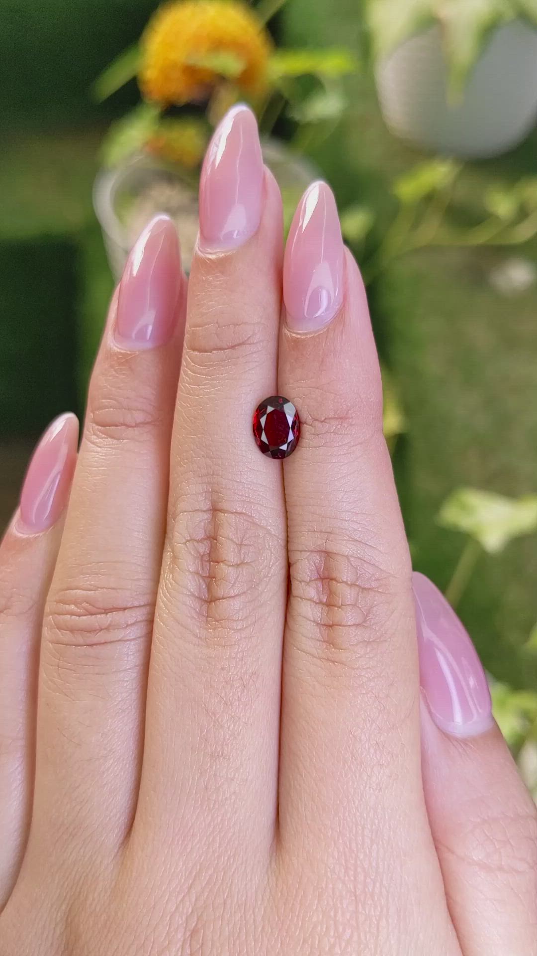 1.40 Ct. Almandine Garnet from Ceylon (Sri Lanka) Size Video