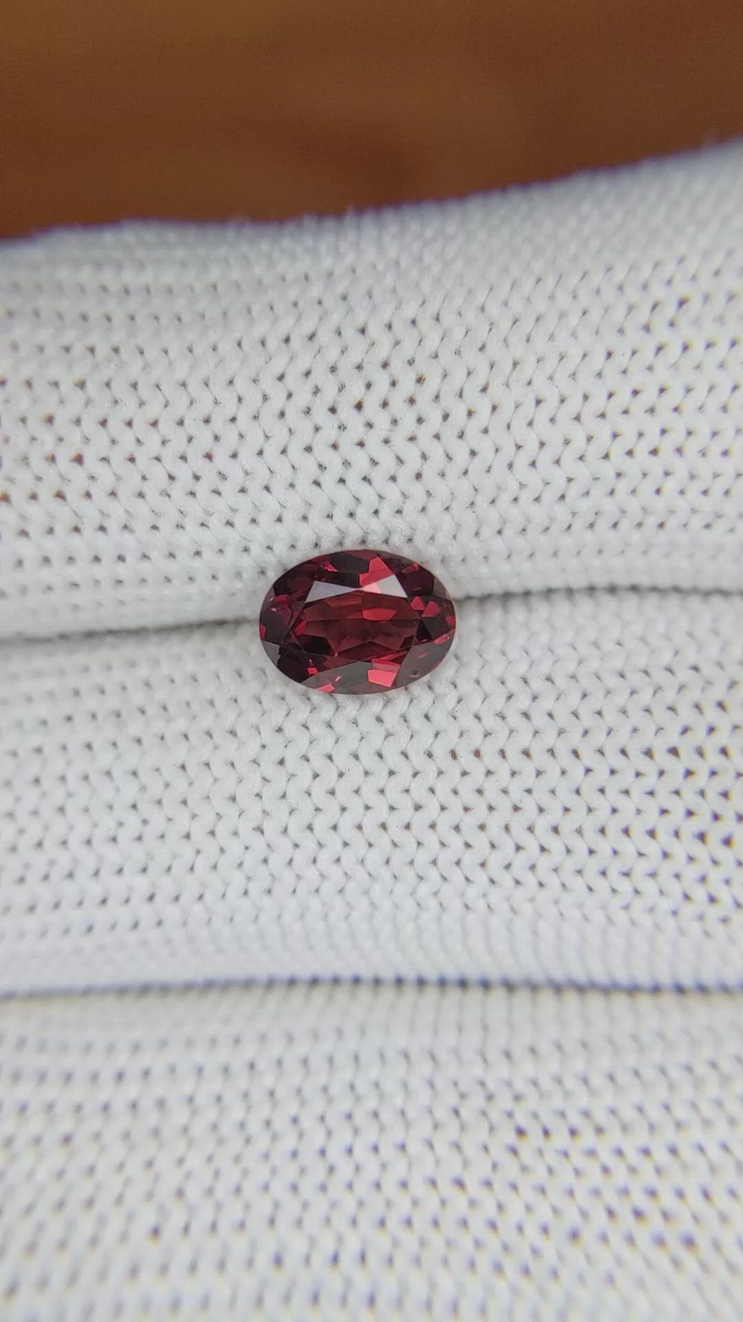 1.62 Ct. Almandine Garnet from Ceylon (Sri Lanka) Size Video
