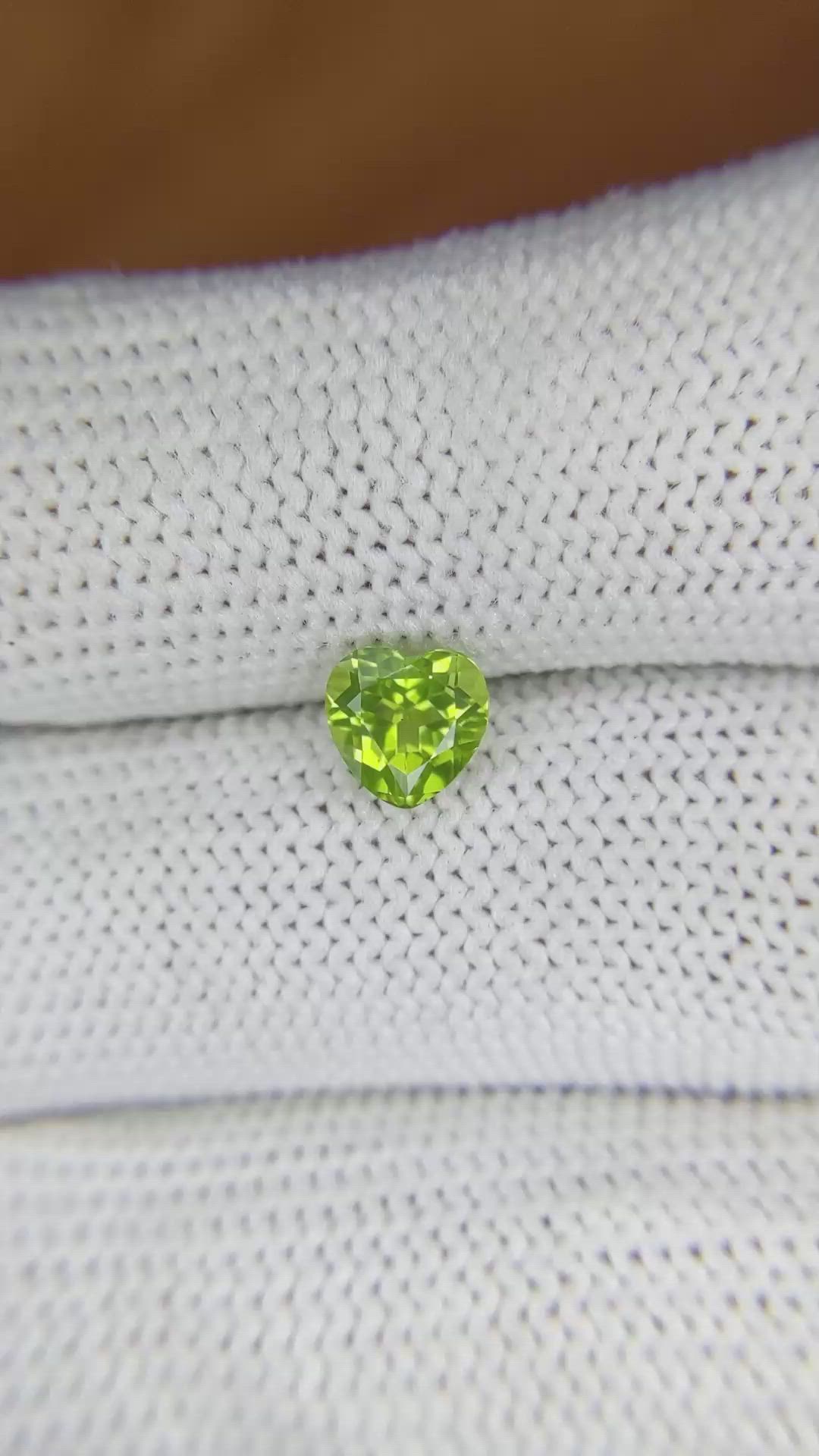 0.95 Ct. Peridot from Pakistan Size Video