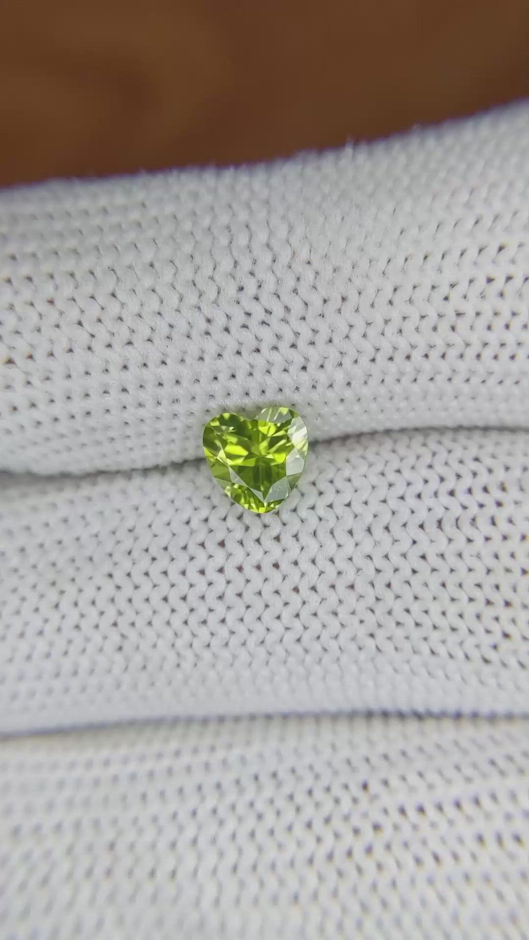 0.94 Ct. Peridot from Pakistan Size Video