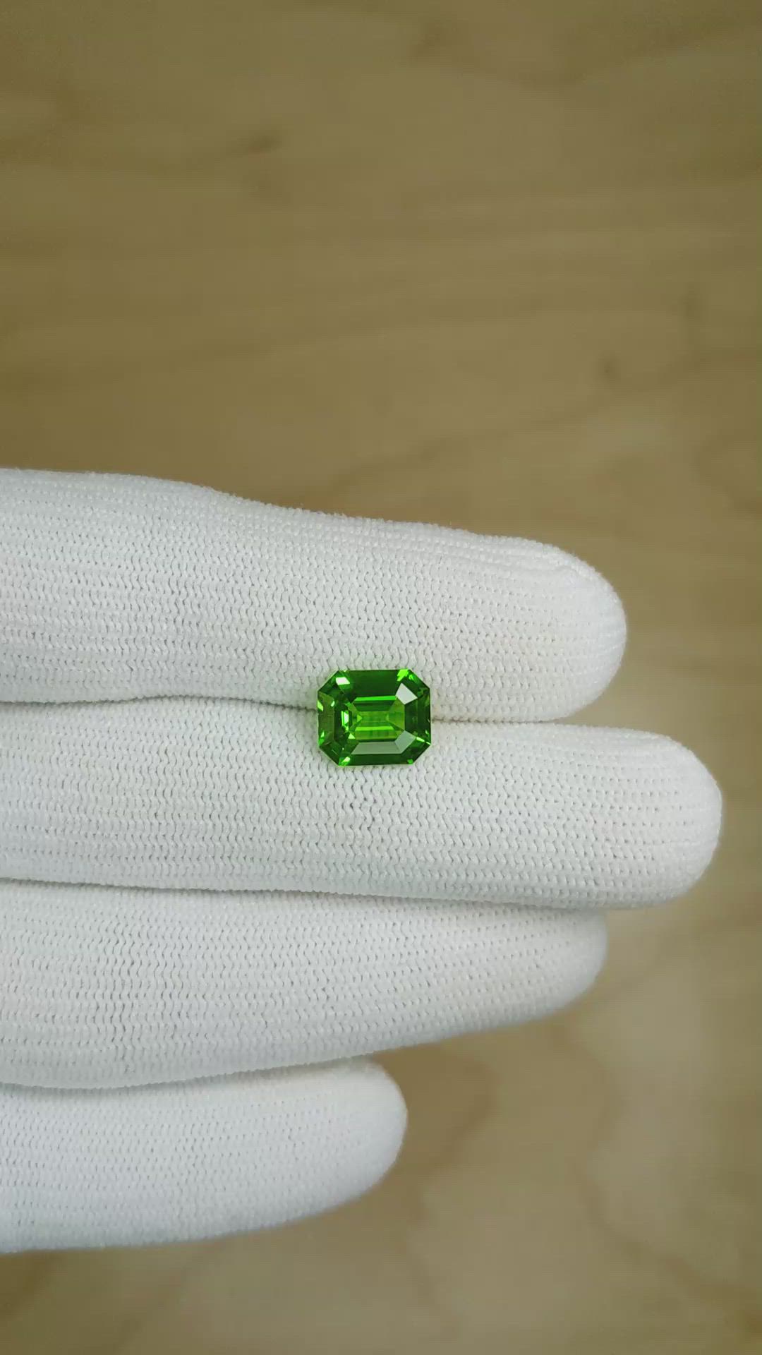 3.09 Ct. Tsavorite Garnet from Madagascar Size Video
