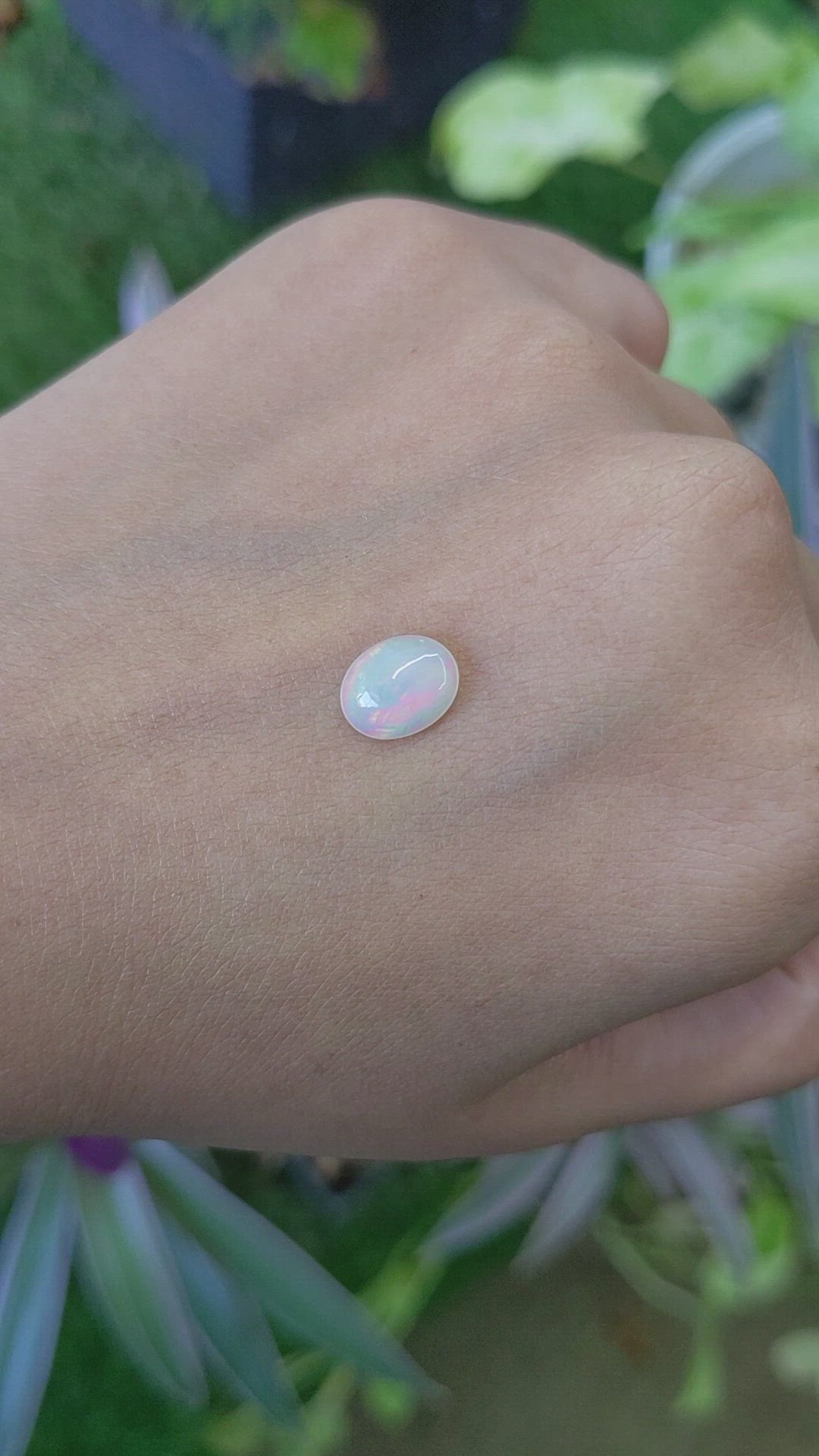 0.97 Ct. Cabochon White Opal from Australia Size Video