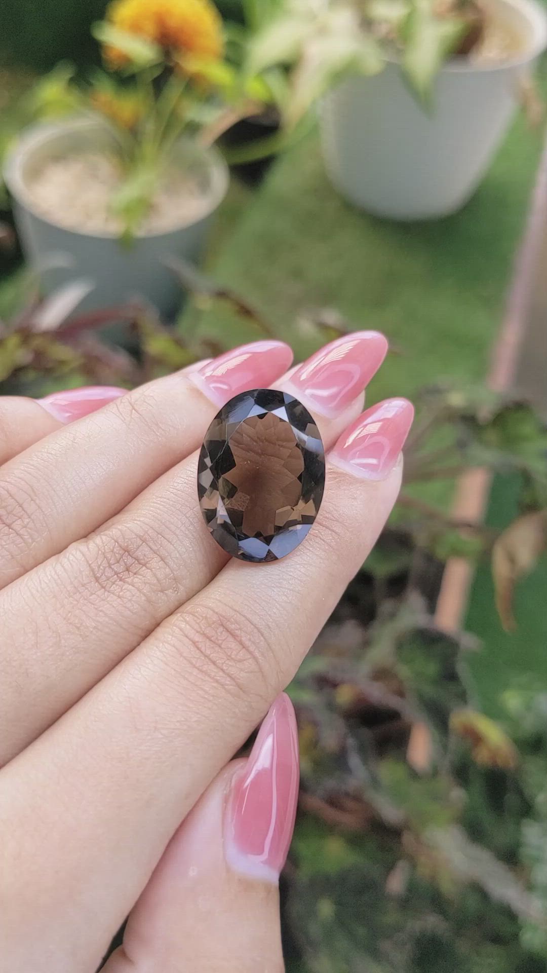 19.71 Ct. Smokey Quartz from Ceylon (Sri Lanka) Size Video