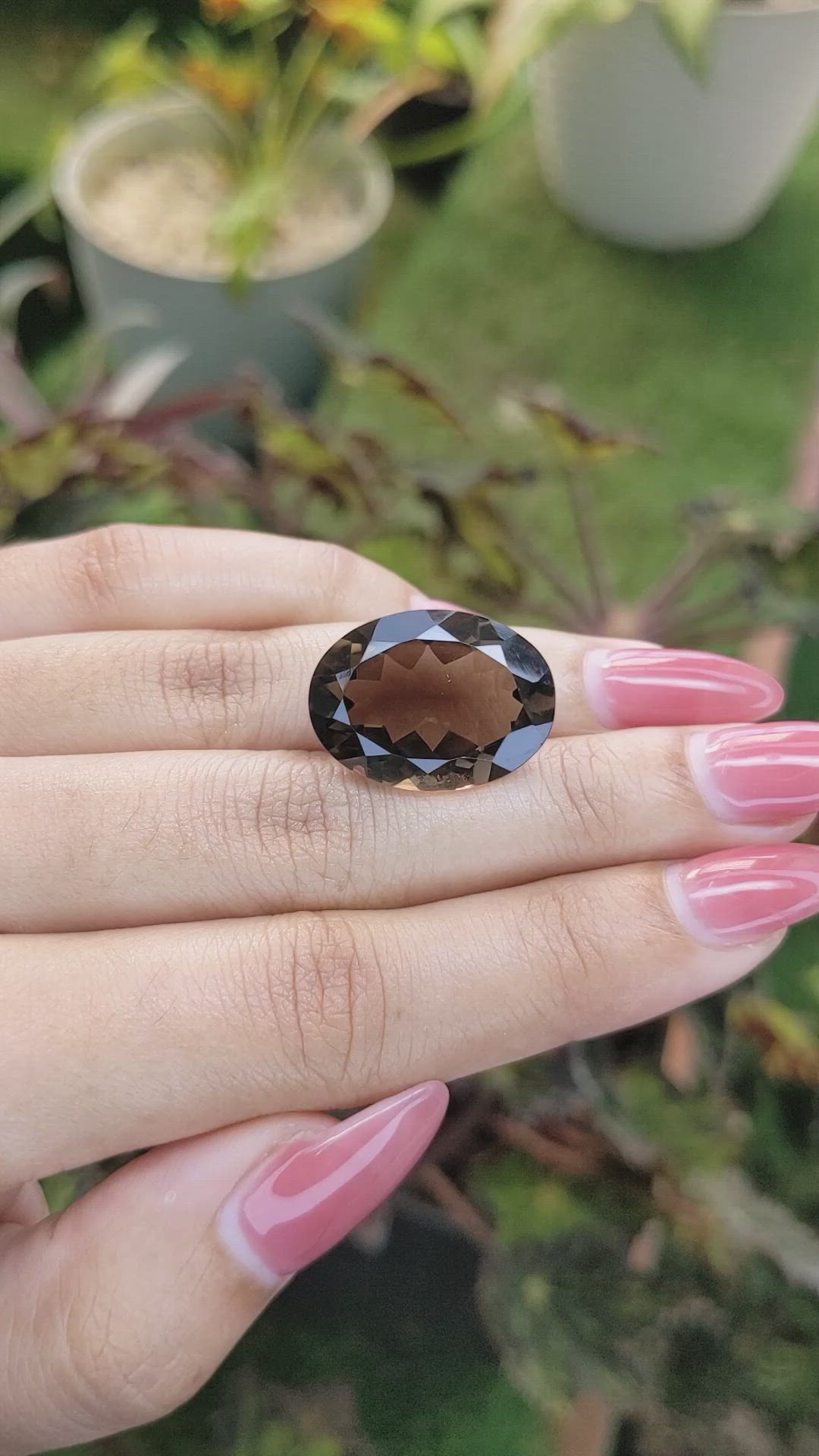19.71 Ct. Smokey Quartz from Ceylon (Sri Lanka) Size Video
