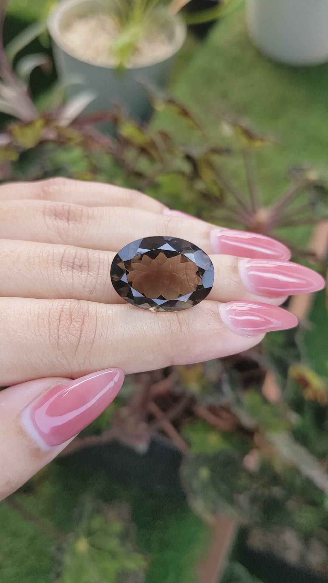 19.71 Ct. Smokey Quartz from Ceylon (Sri Lanka) Size Video