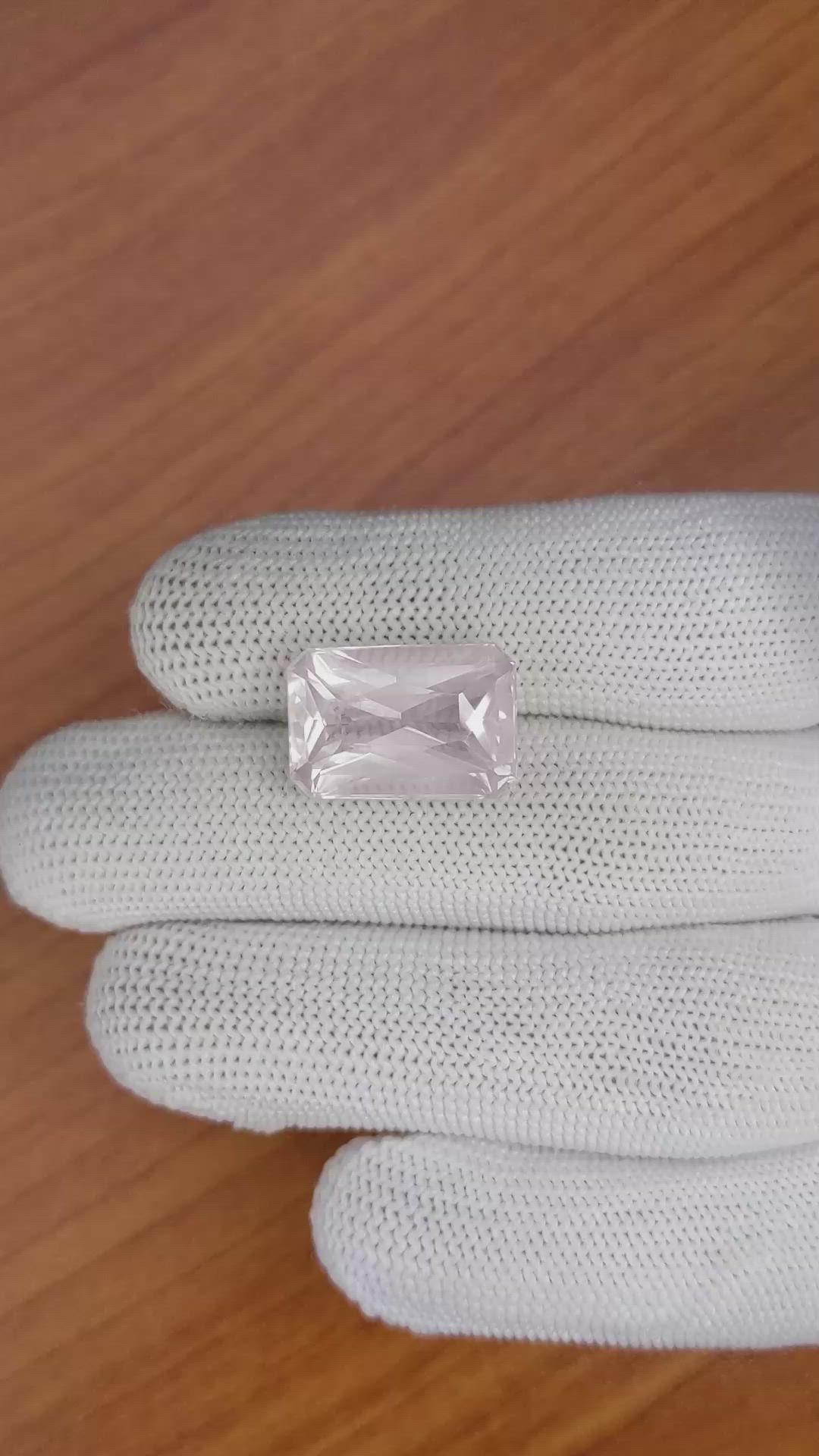 12.05 Ct. Rose Quartz from Ceylon (Sri Lanka) Size Video