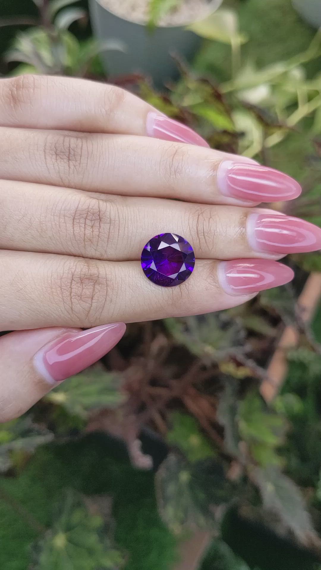 5.34 Ct. Amethyst from Ceylon (Sri Lanka) Size Video