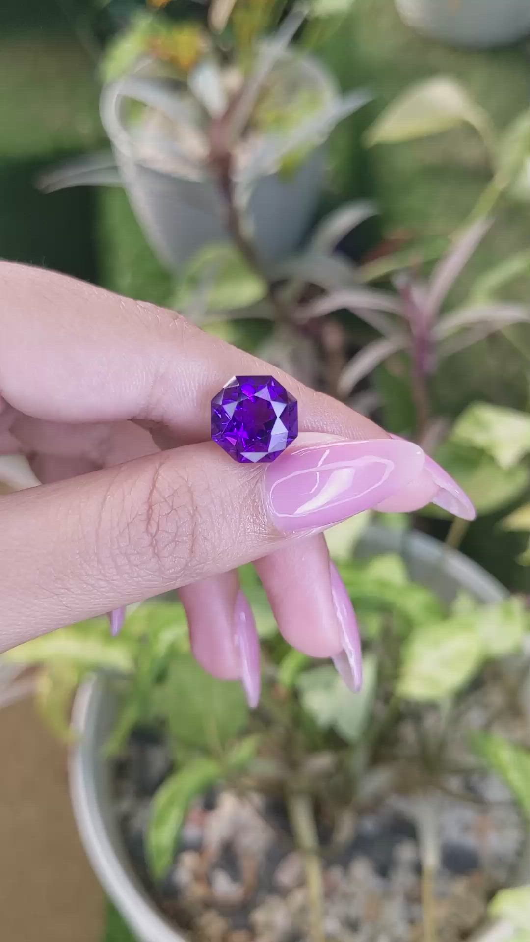 5.01 Ct. Amethyst from Ceylon (Sri Lanka) Size Video