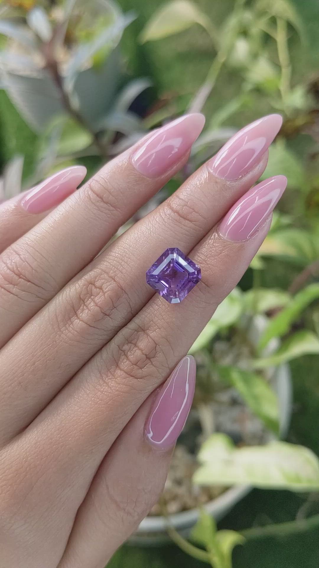 5.13 Ct. Amethyst from Ceylon (Sri Lanka) Size Video