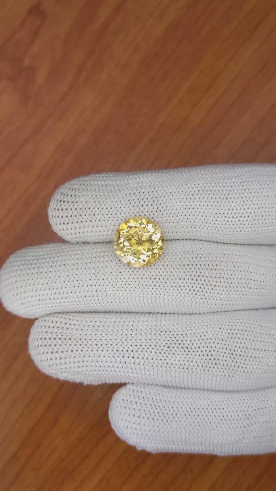 4.27 Ct. Citrine from Ceylon (Sri Lanka) Size Video