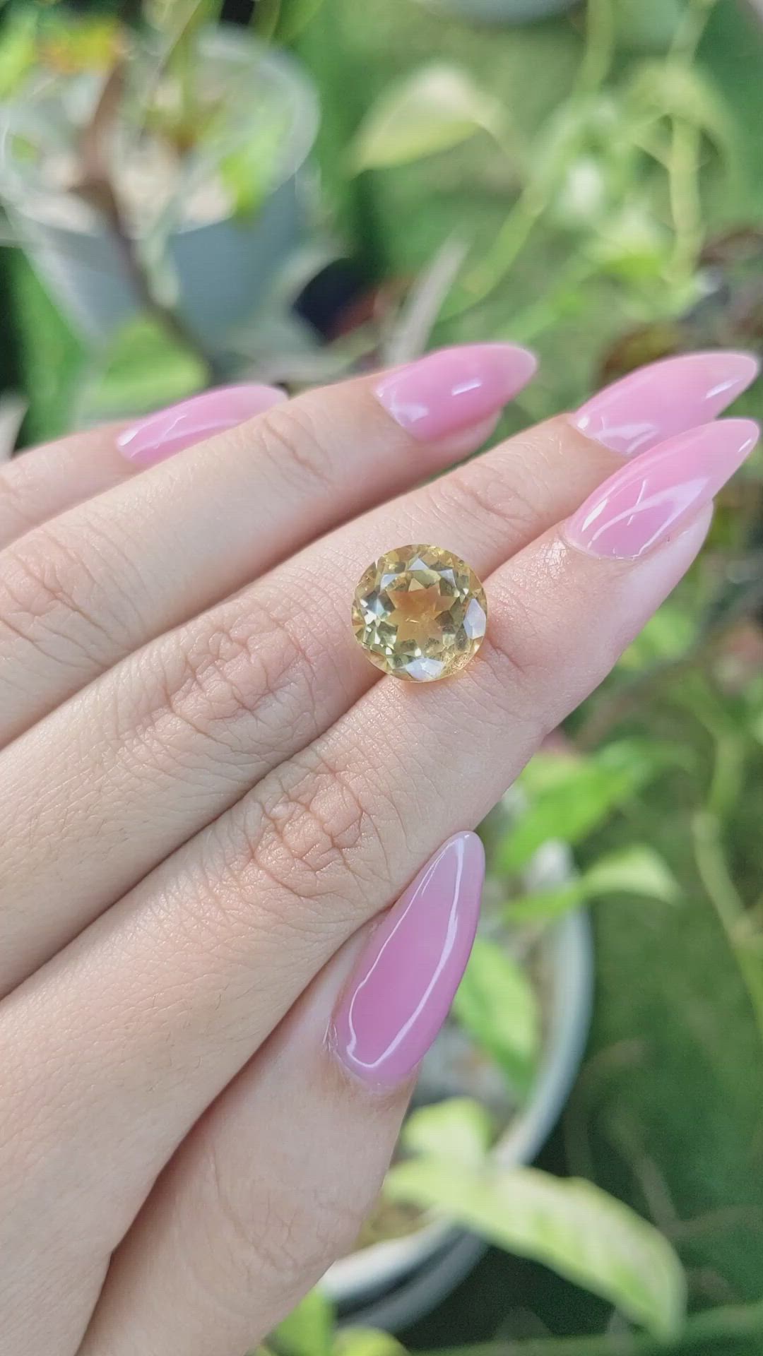 5.74 Ct. Citrine from Ceylon (Sri Lanka) Size Video