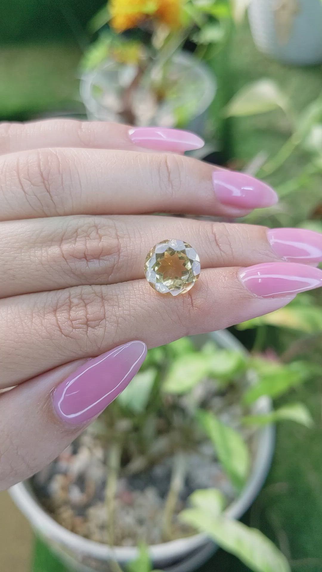 5.74 Ct. Citrine from Ceylon (Sri Lanka) Size Video