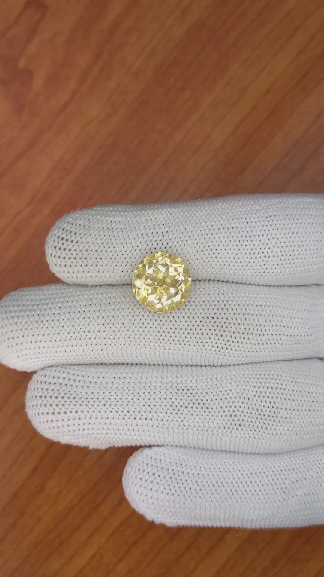 5.74 Ct. Citrine from Ceylon (Sri Lanka) Size Video