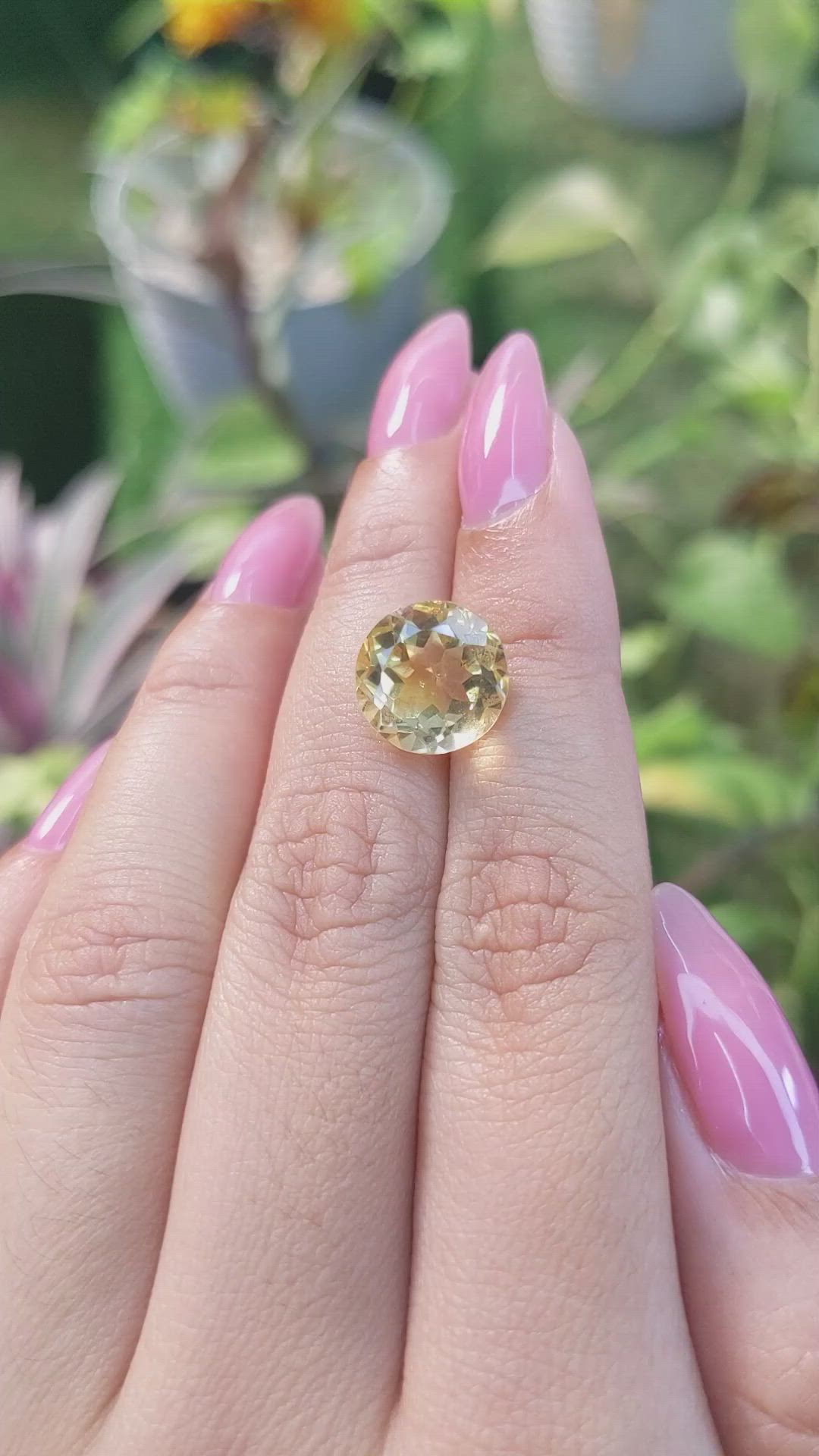 5.74 Ct. Citrine from Ceylon (Sri Lanka) Size Video